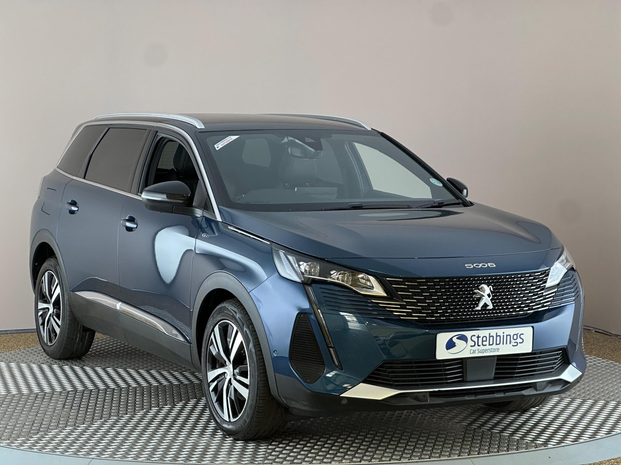 2021 PEUGEOT 5008