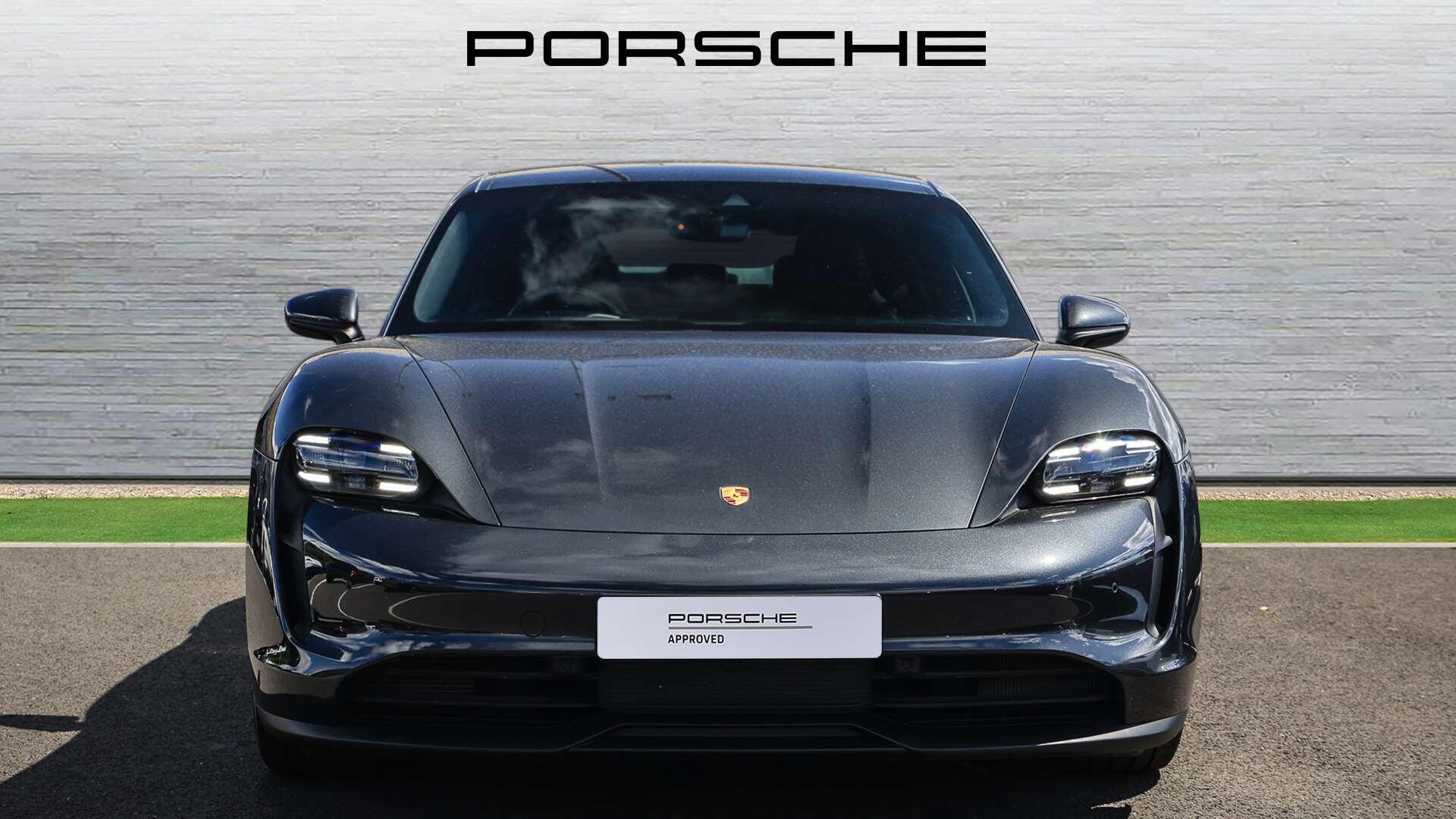 Porsche Taycan view 9