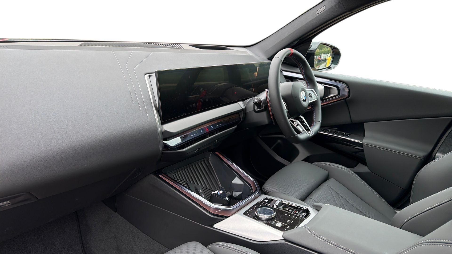 BMW X3 view 7