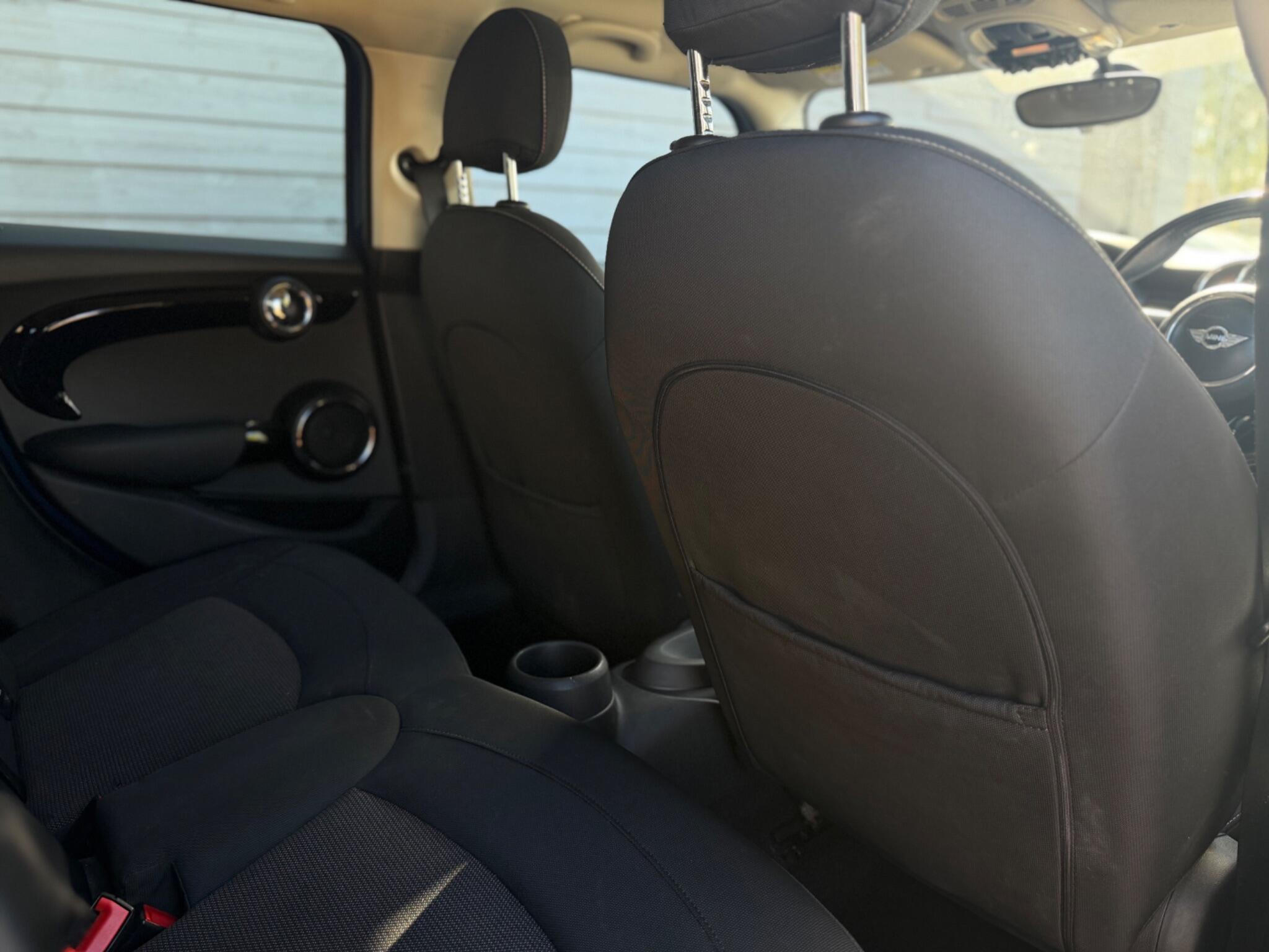 MINI Hatch view 33