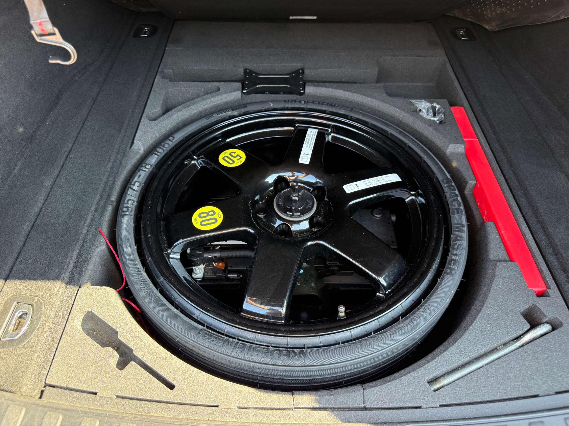 Alfa Romeo Stelvio view 27
