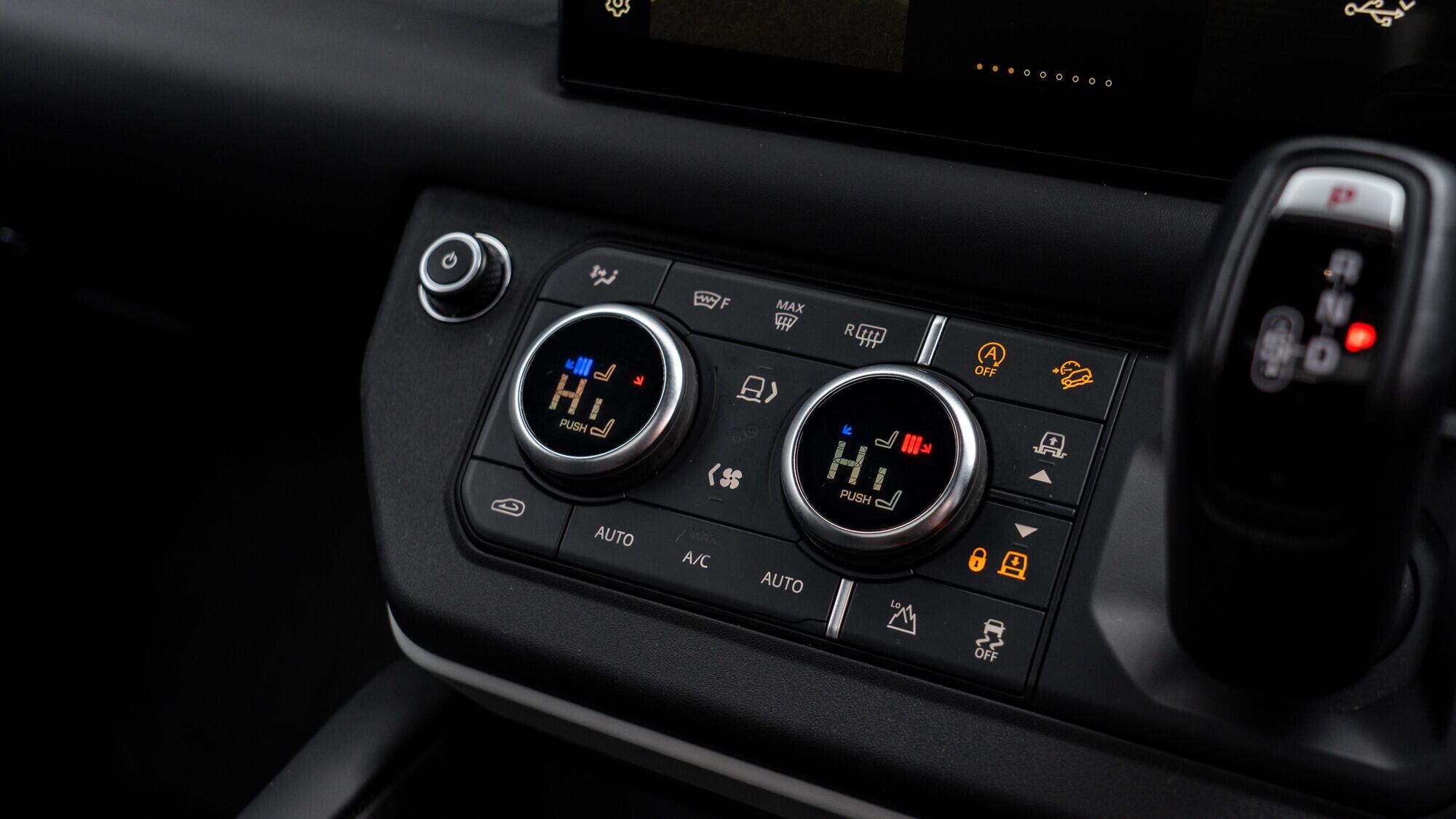 Land Rover Defender view 46