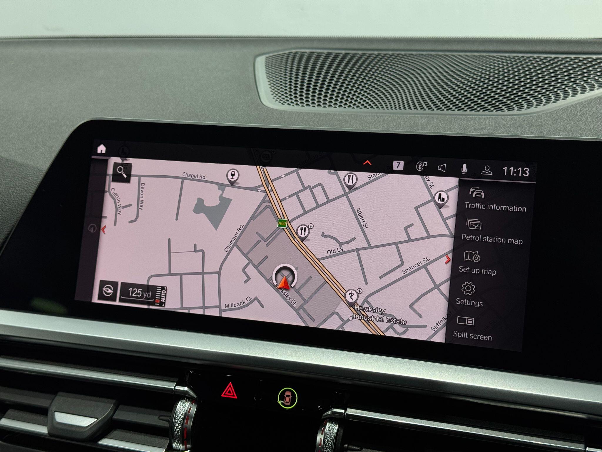 BMW 3 Series view 30