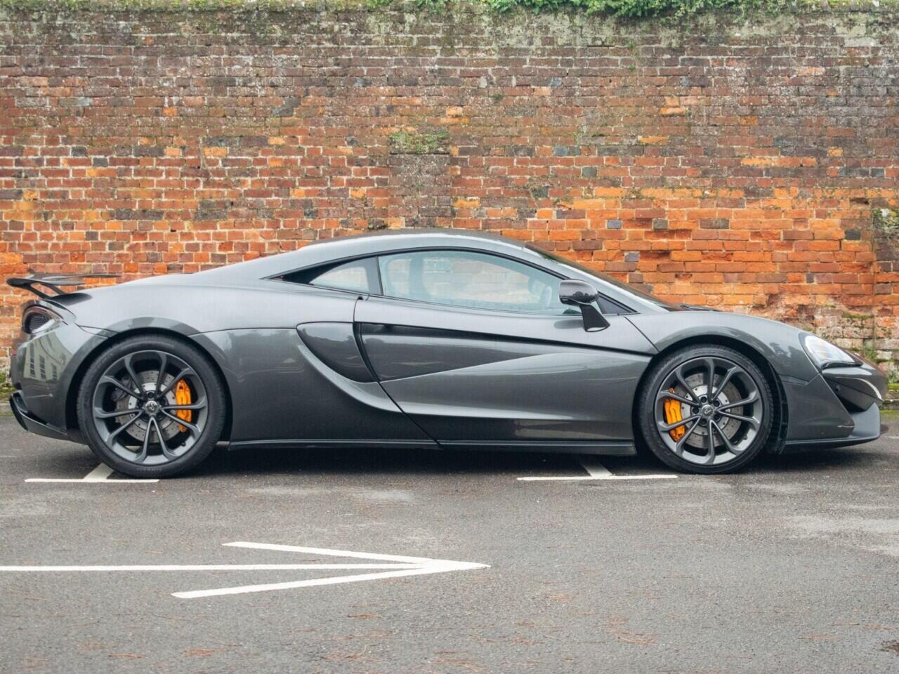 Mclaren 540c view 17