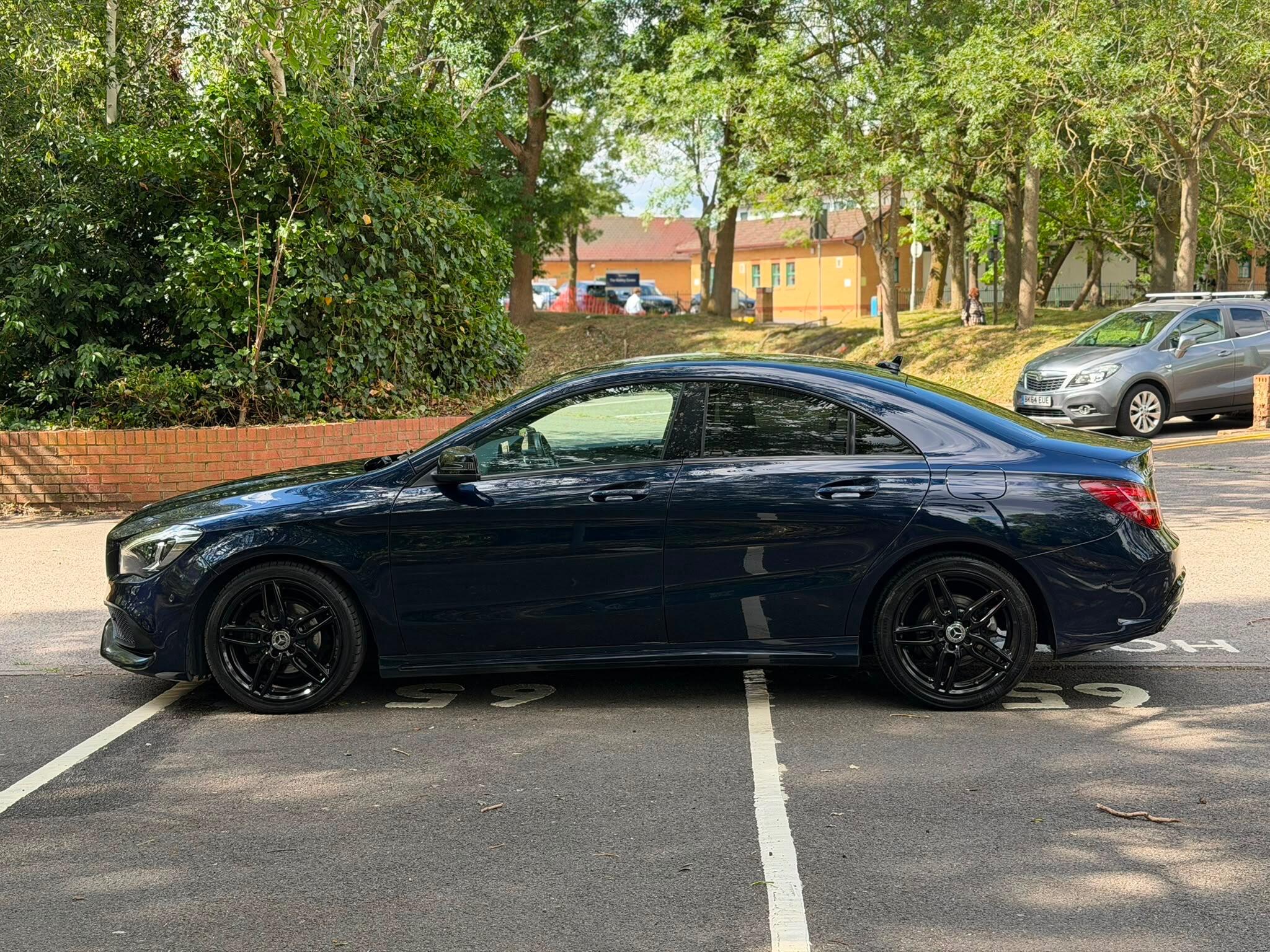 Mercedes-Benz Cla view 7