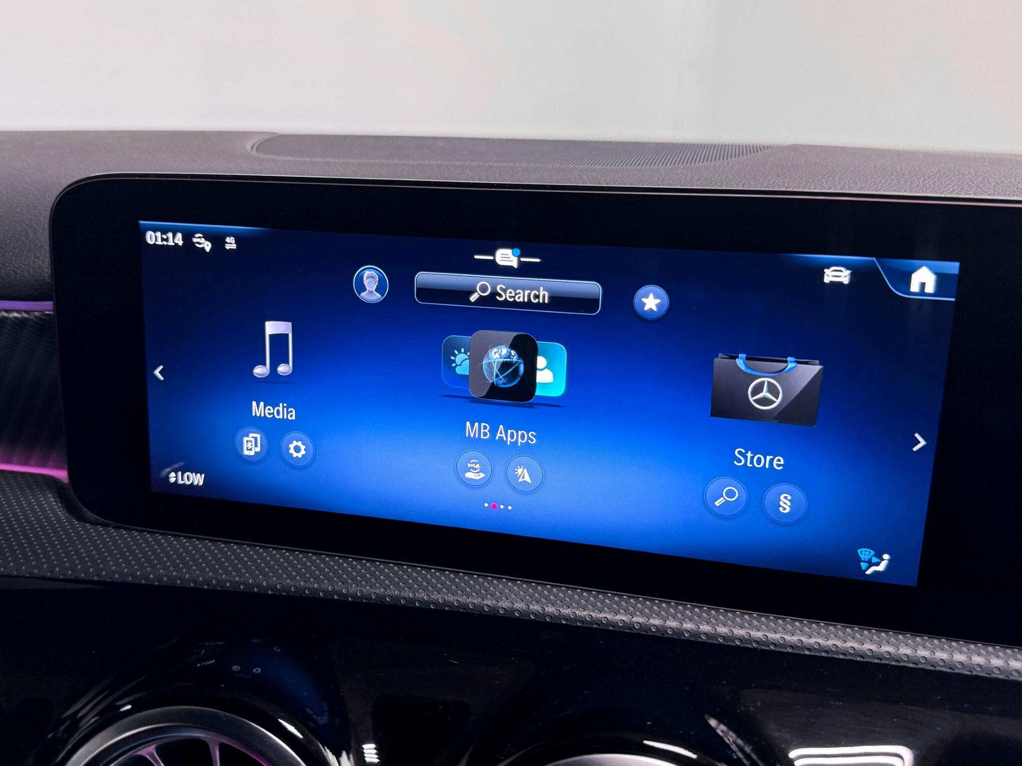 Mercedes-Benz A Class view 42