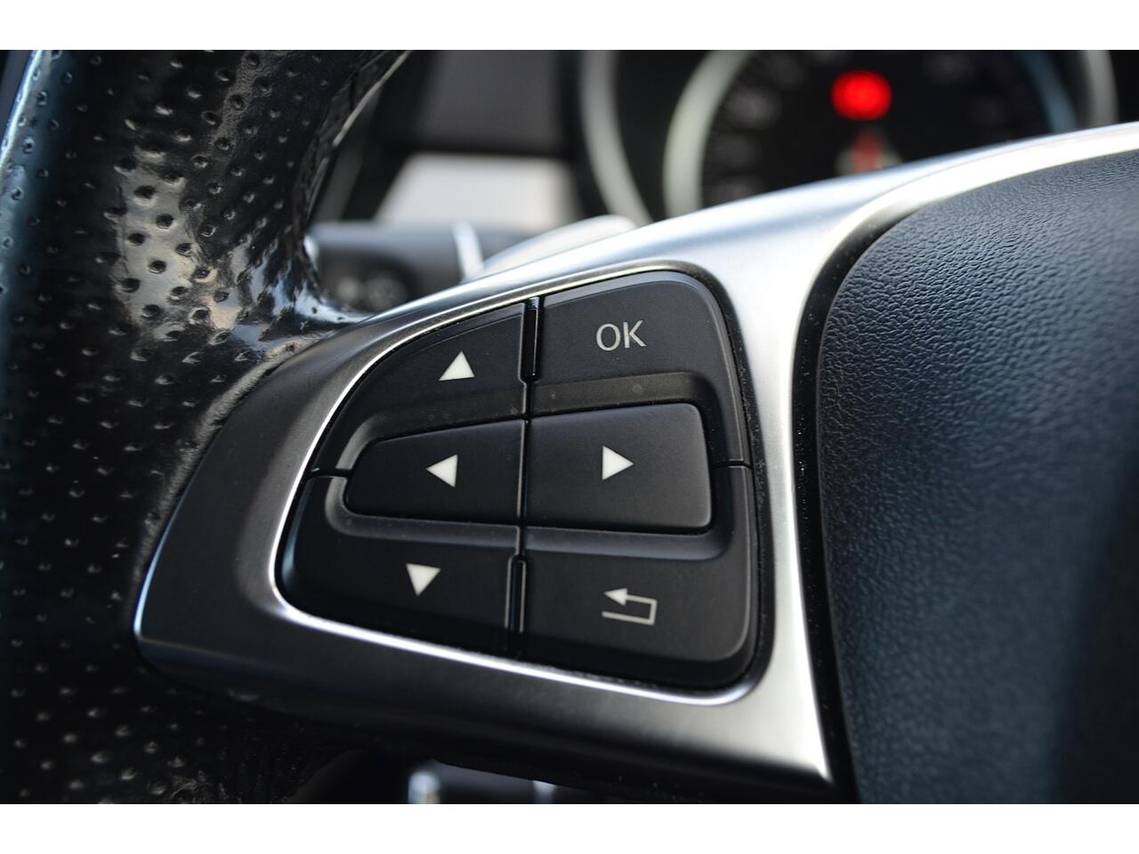 Mercedes-Benz Gle view 26