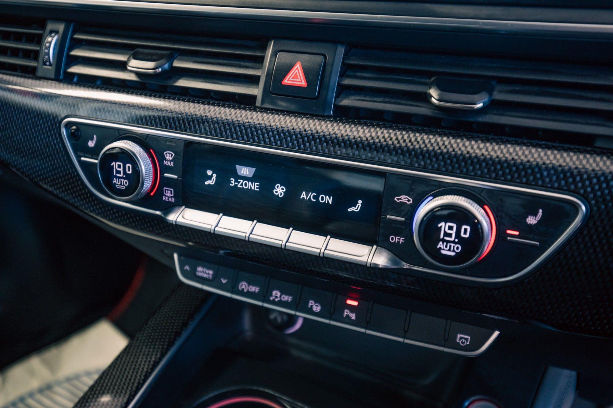 Audi S5 view 19