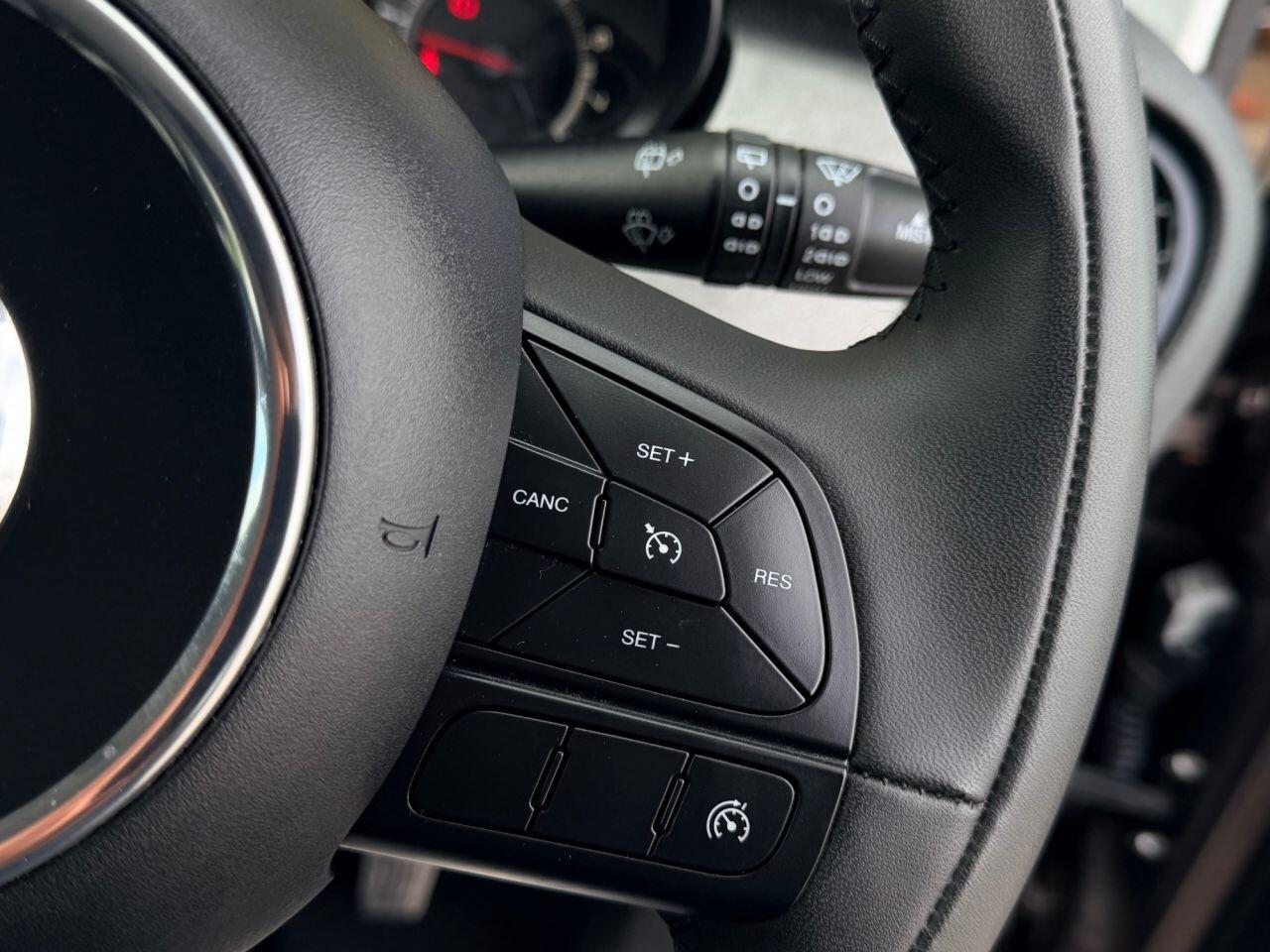 Fiat 500x view 30