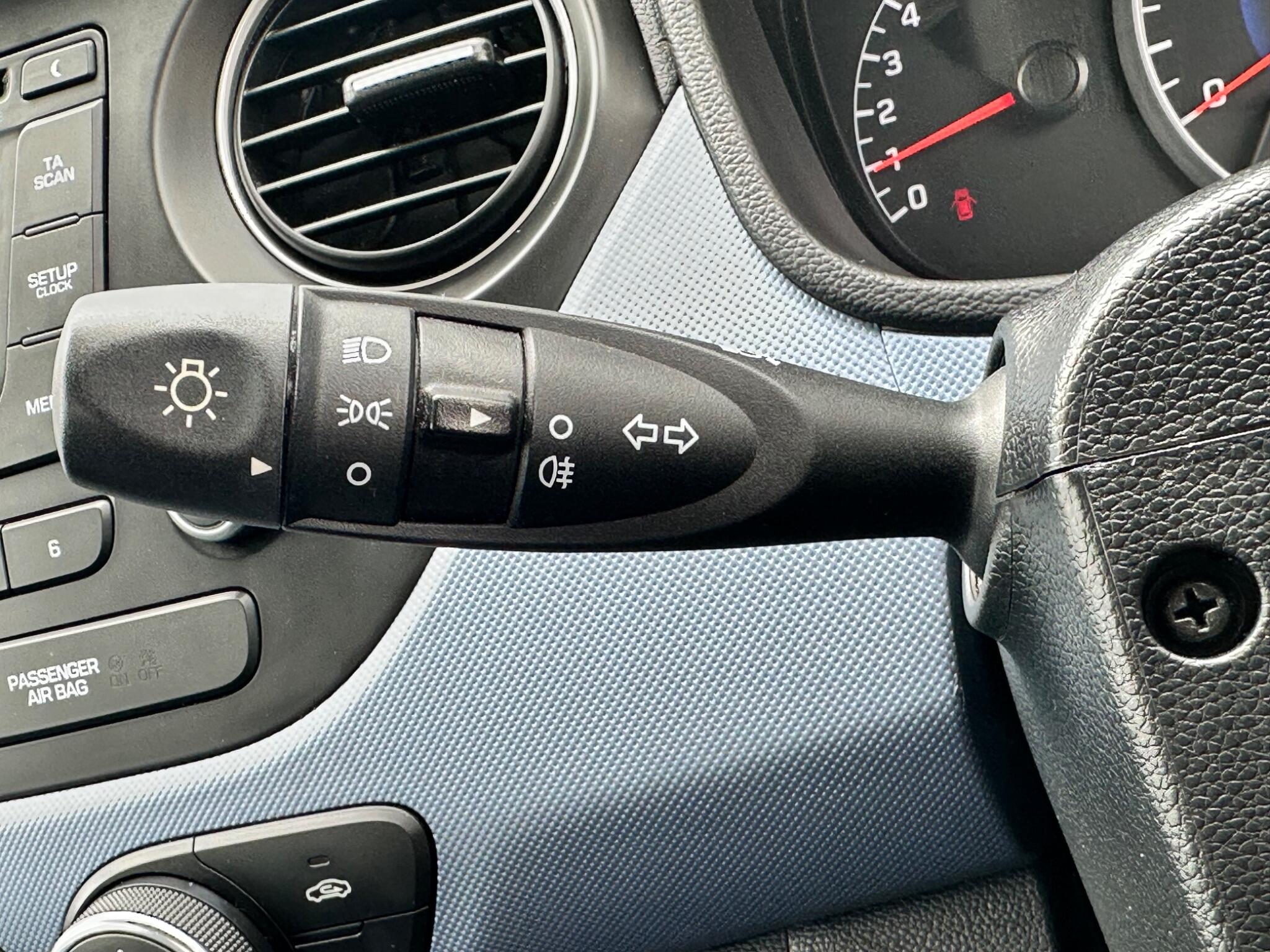 Hyundai I10 view 18