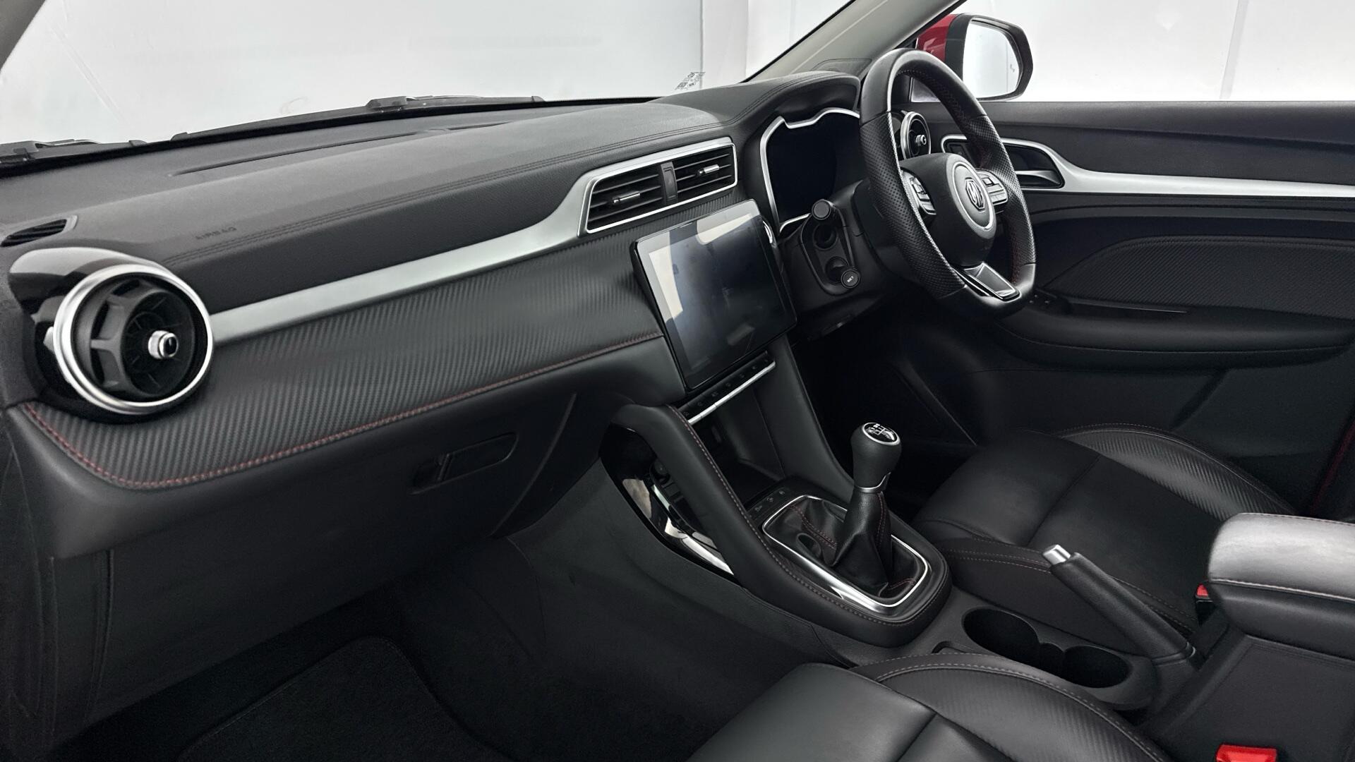 MG ZS view 10