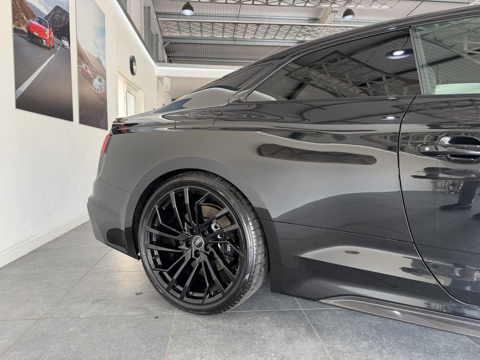 Audi RS5 view 5