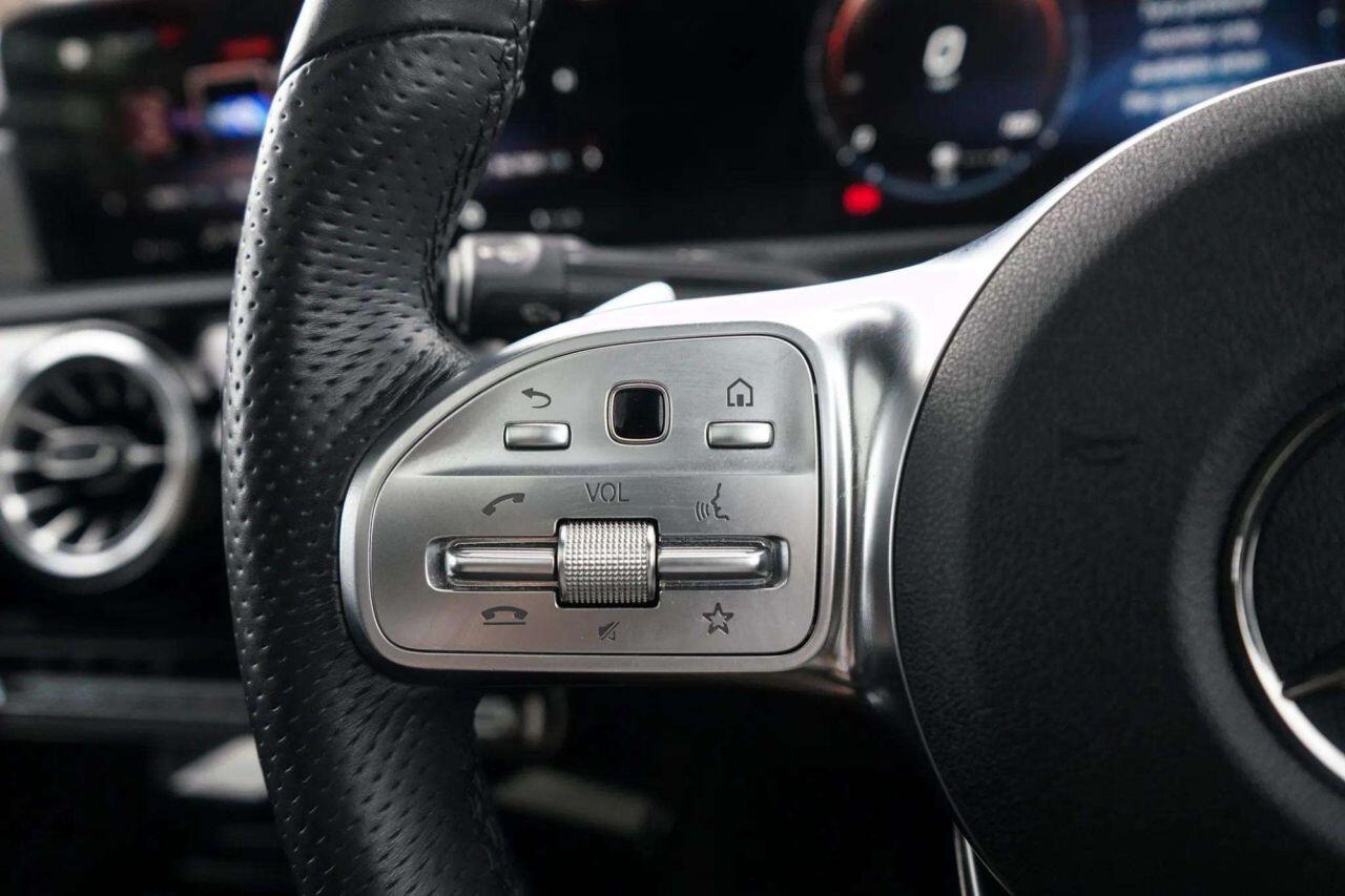Mercedes-Benz Cla view 30