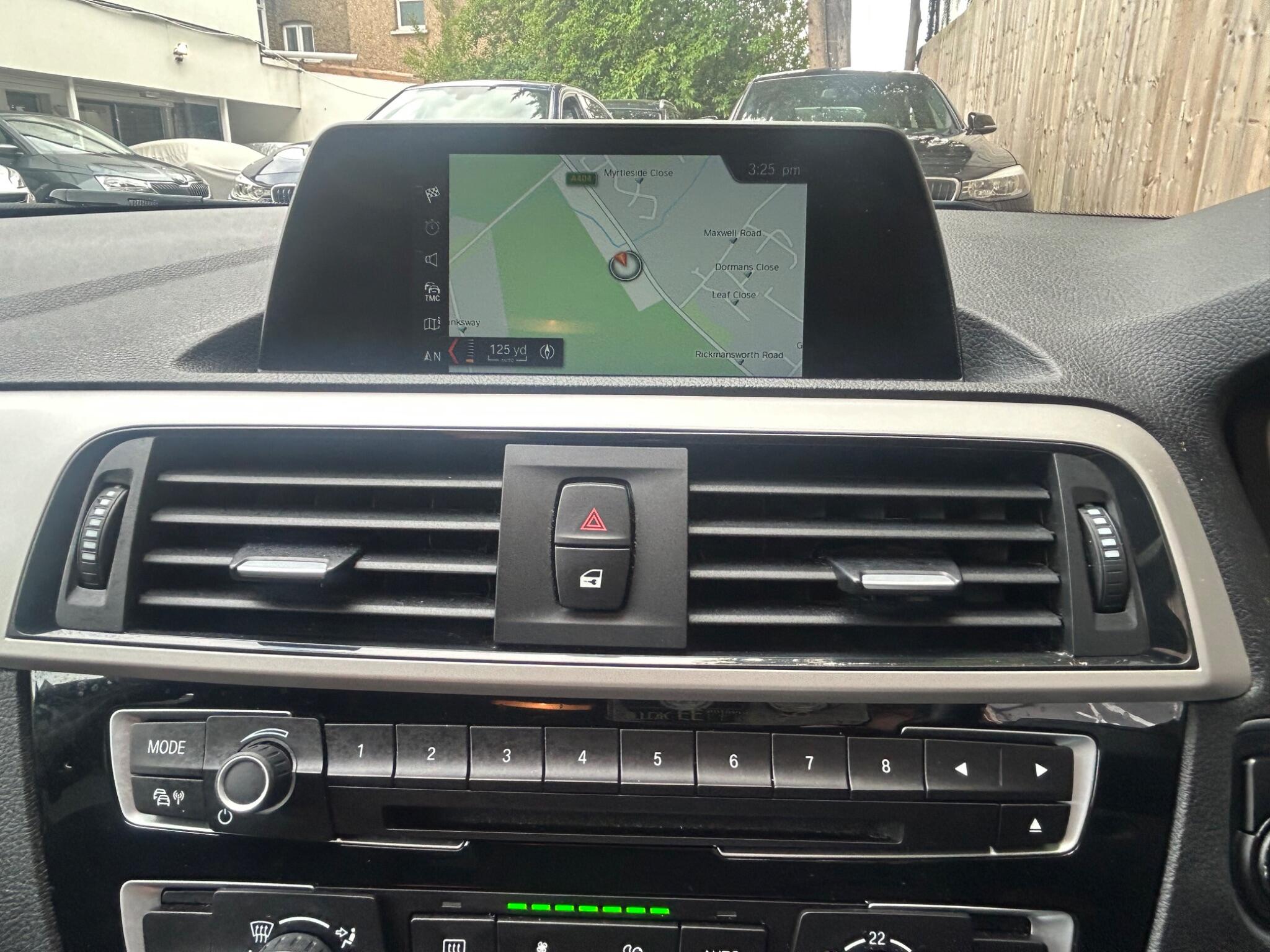 BMW 1 Series view 41