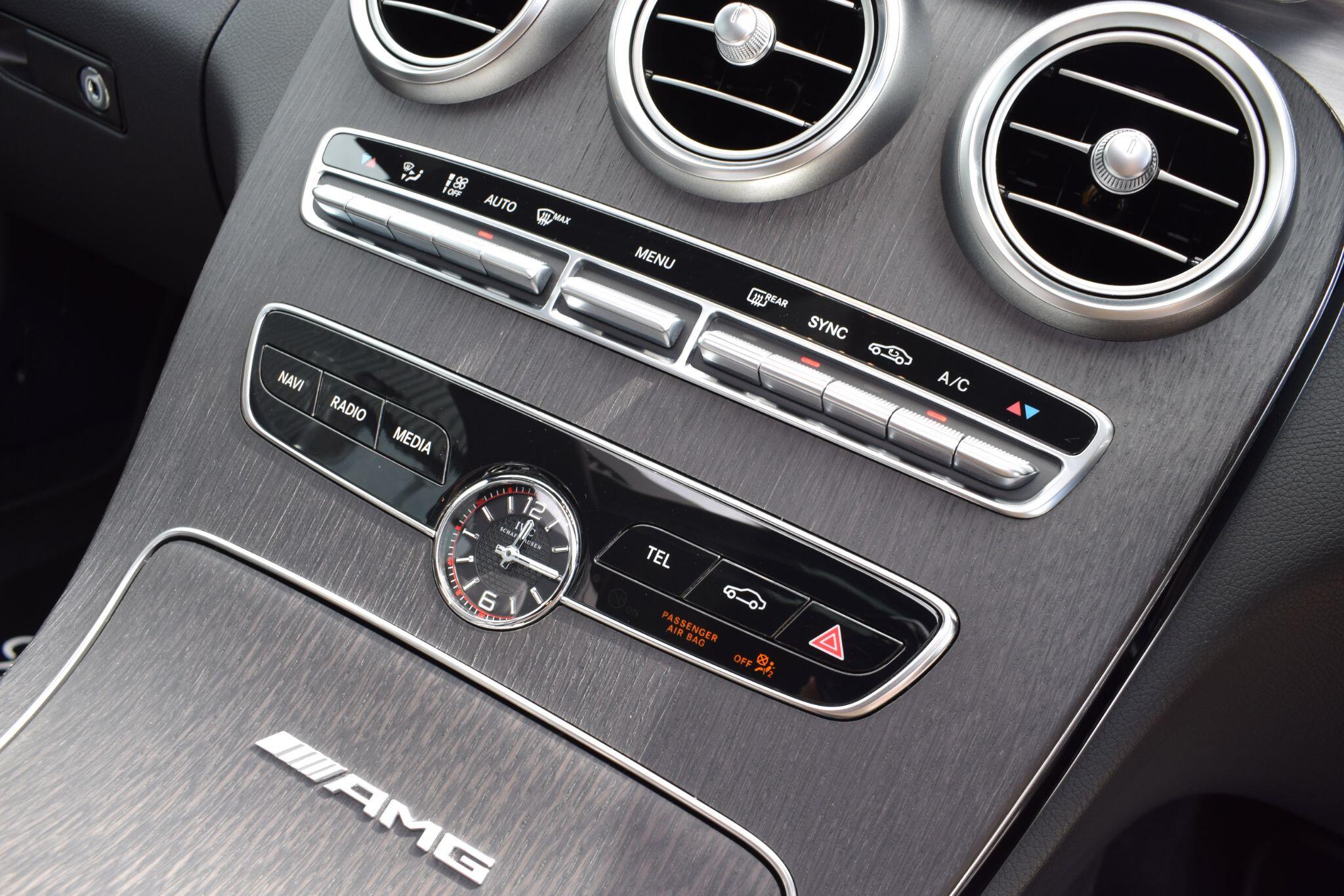 Mercedes-Benz C-Class view 19