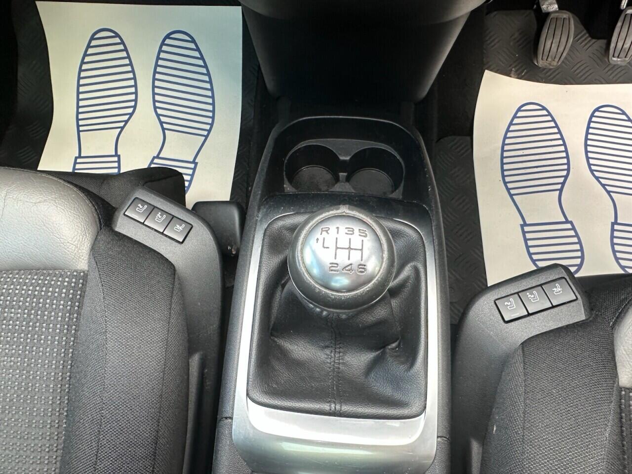 Citroen C4 Picasso view 25