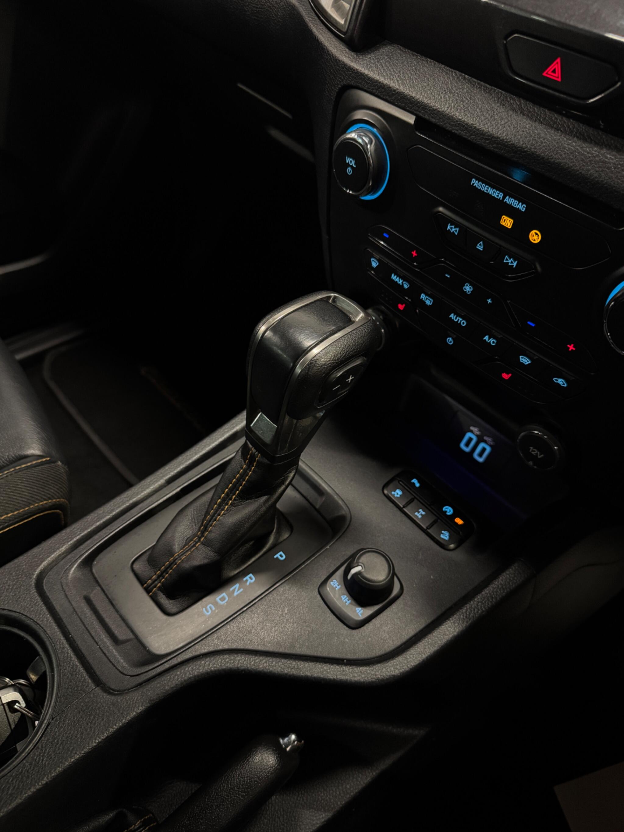 Ford Ranger view 18