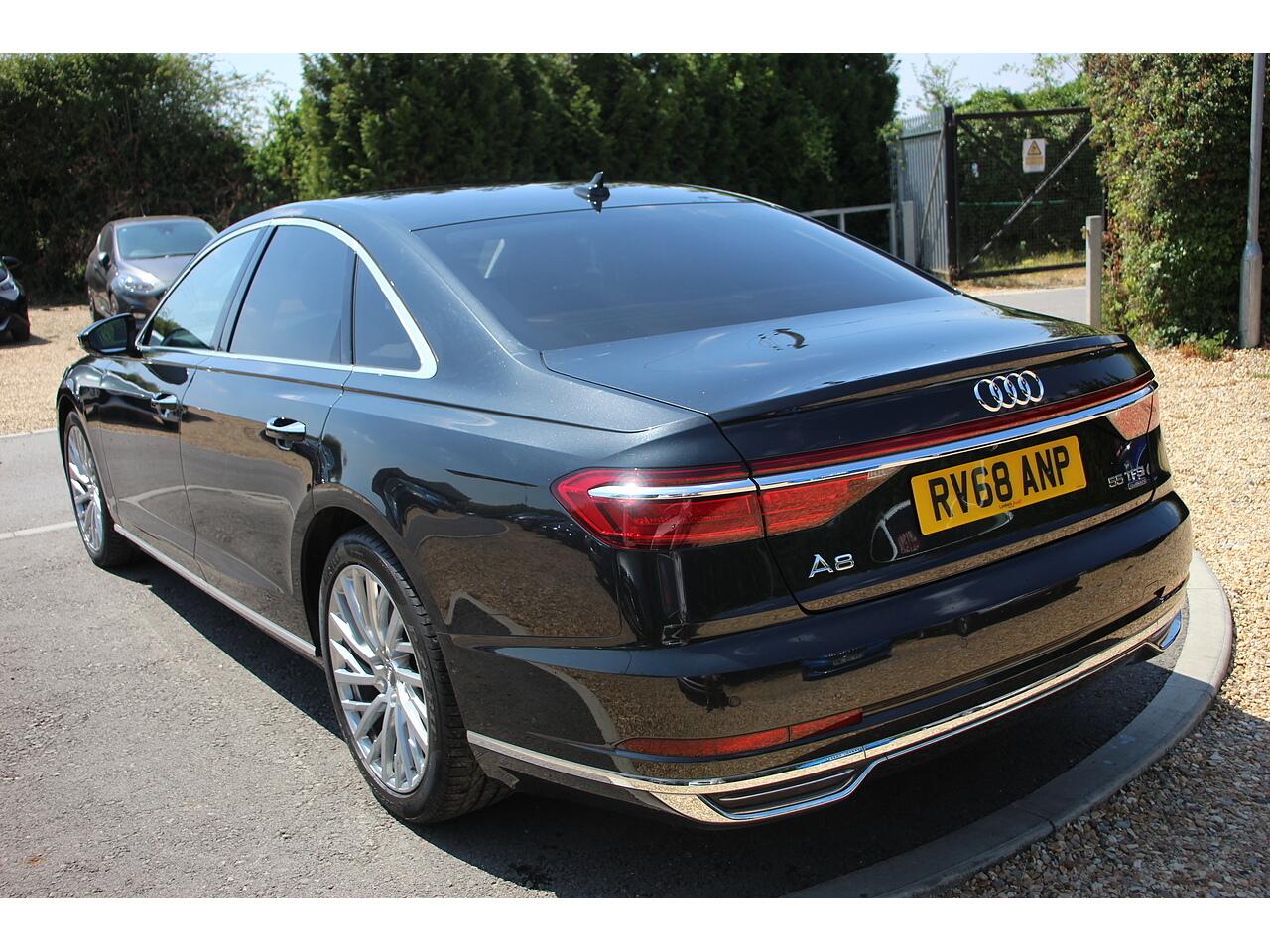 Audi A8 view 10