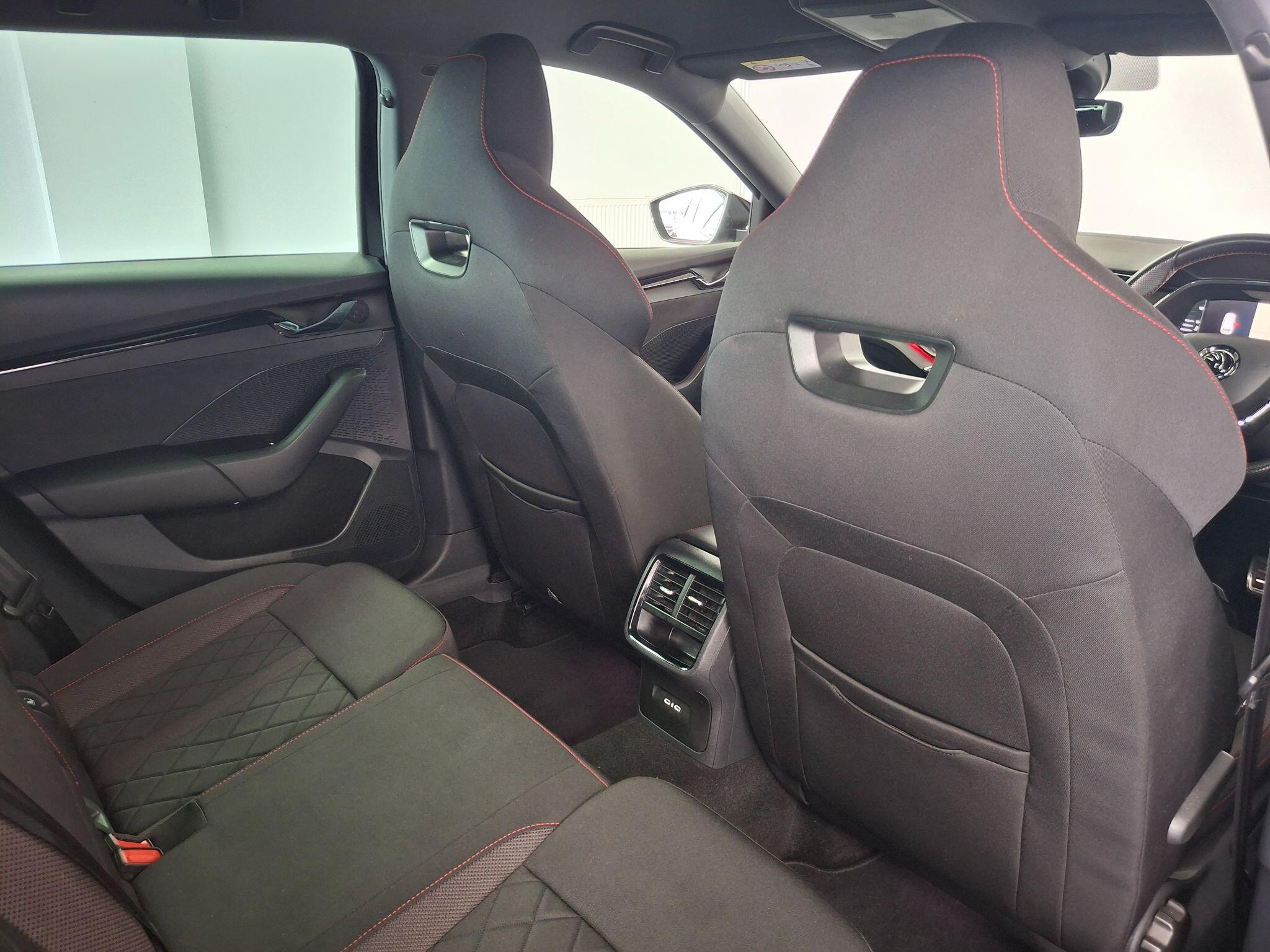 Skoda Octavia view 9