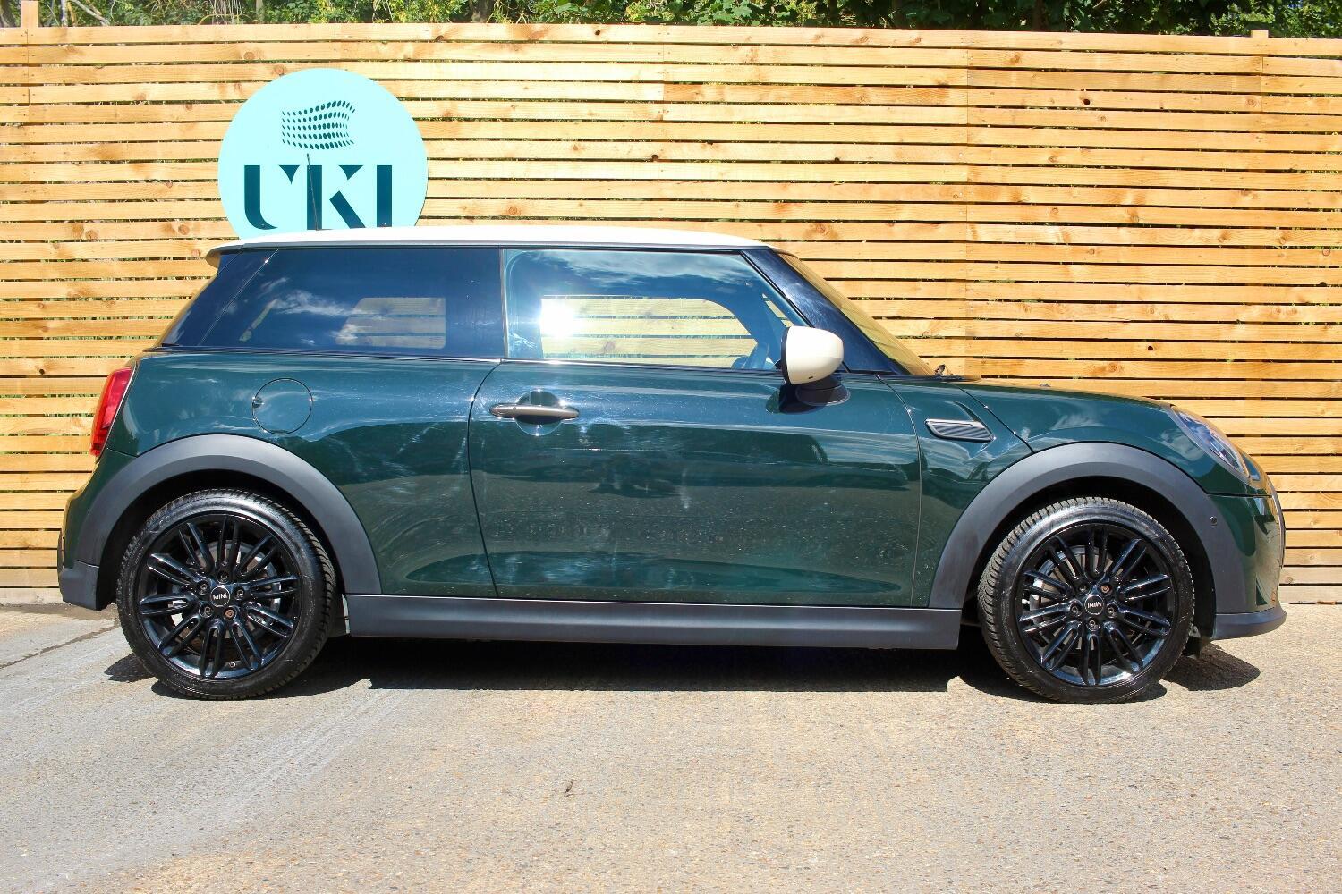 Mini Hatch view 4