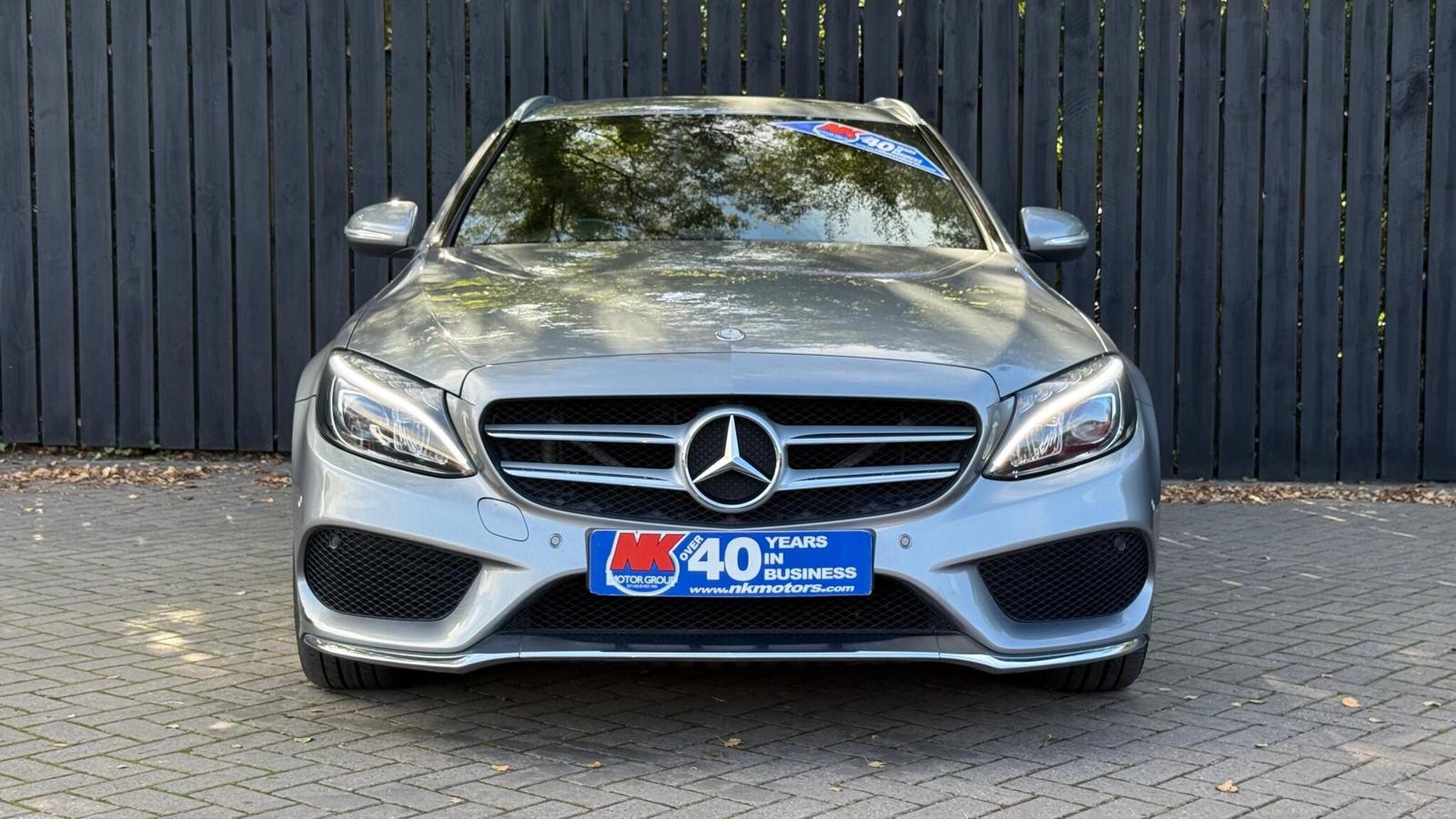 Mercedes-Benz C-Class view 3