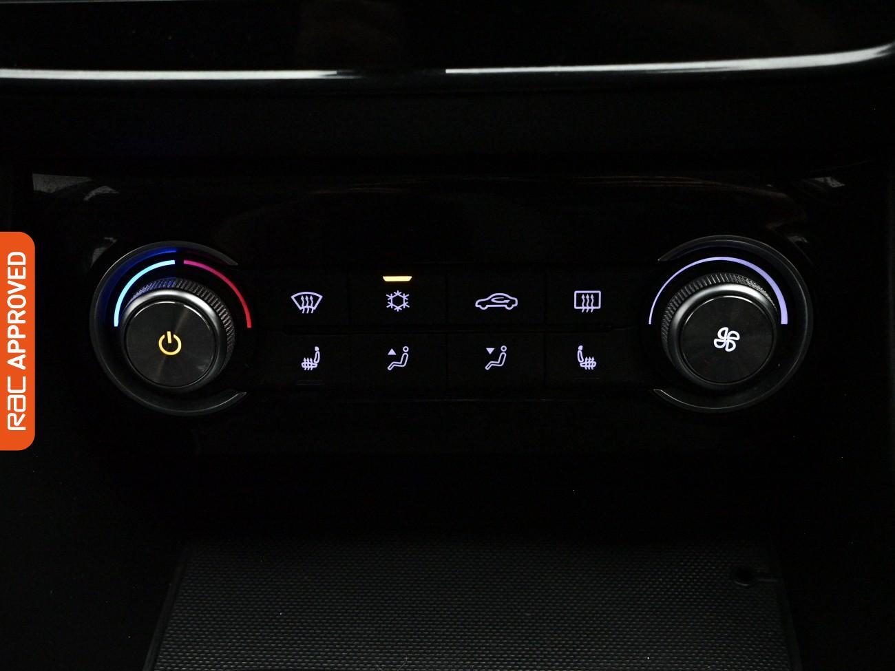 MG ZS view 23