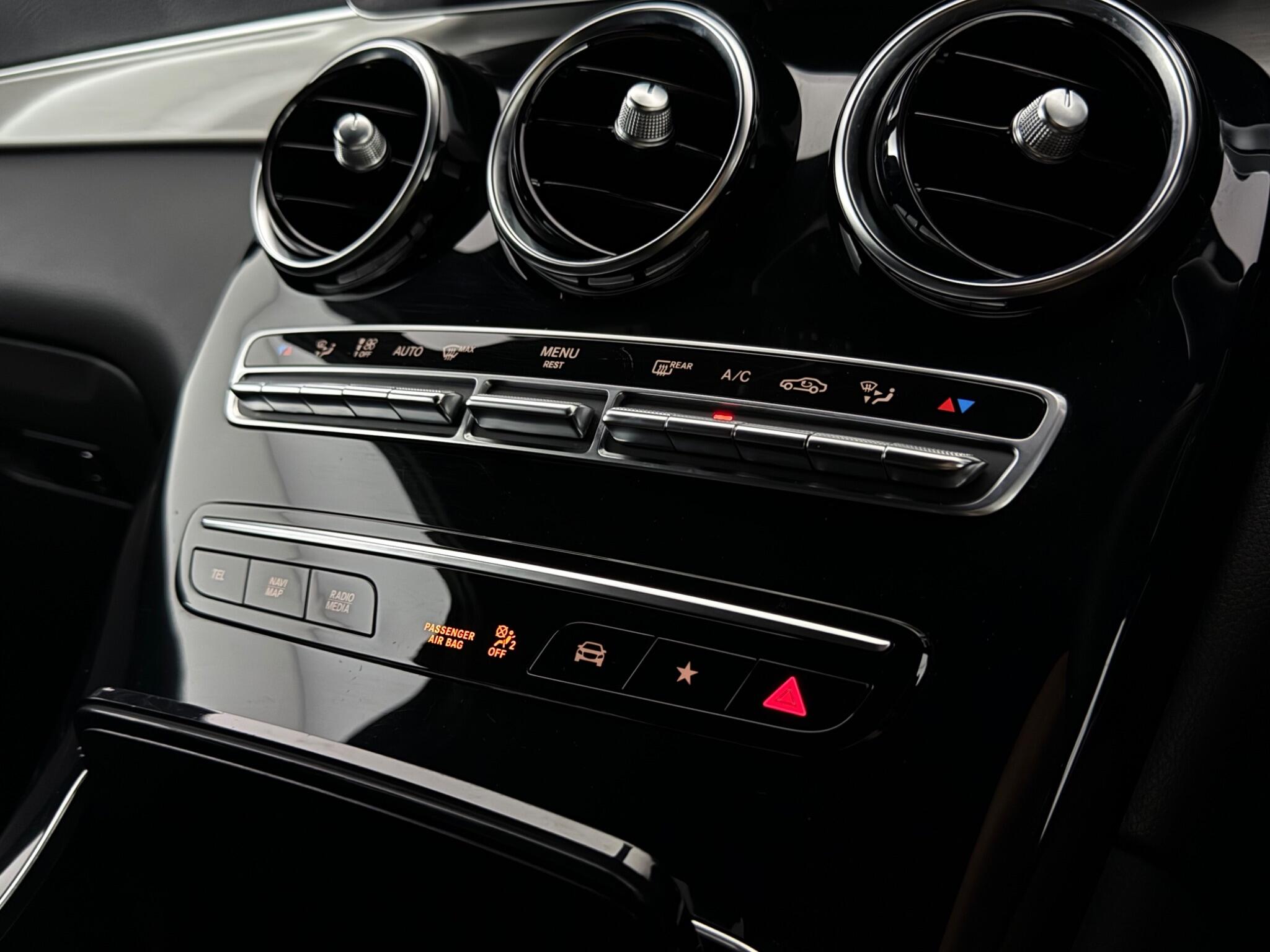 Mercedes-Benz GLC view 24