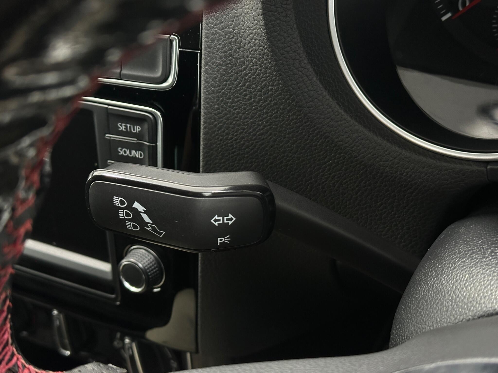 Volkswagen Polo view 14