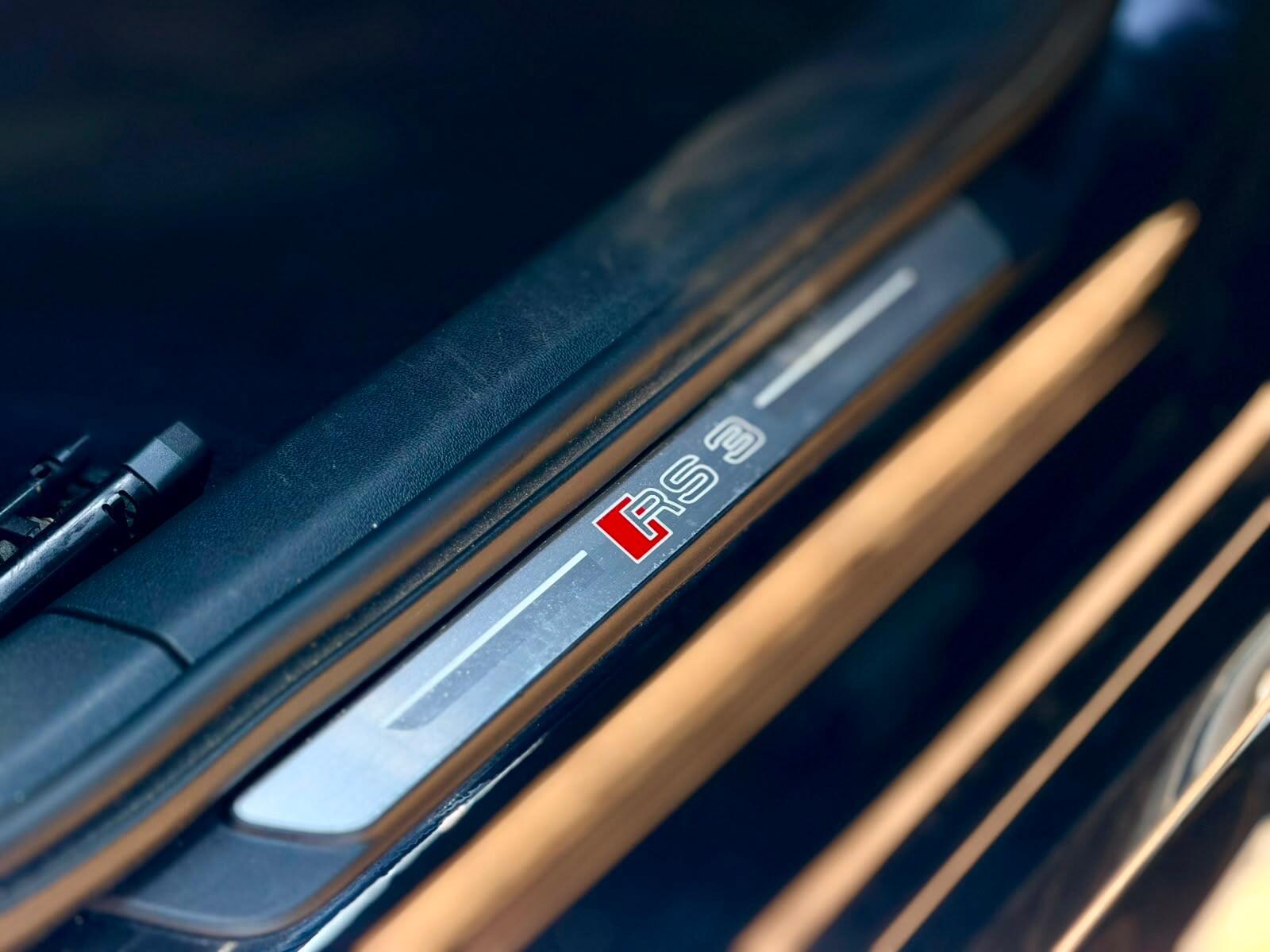 Audi RS3 view 22