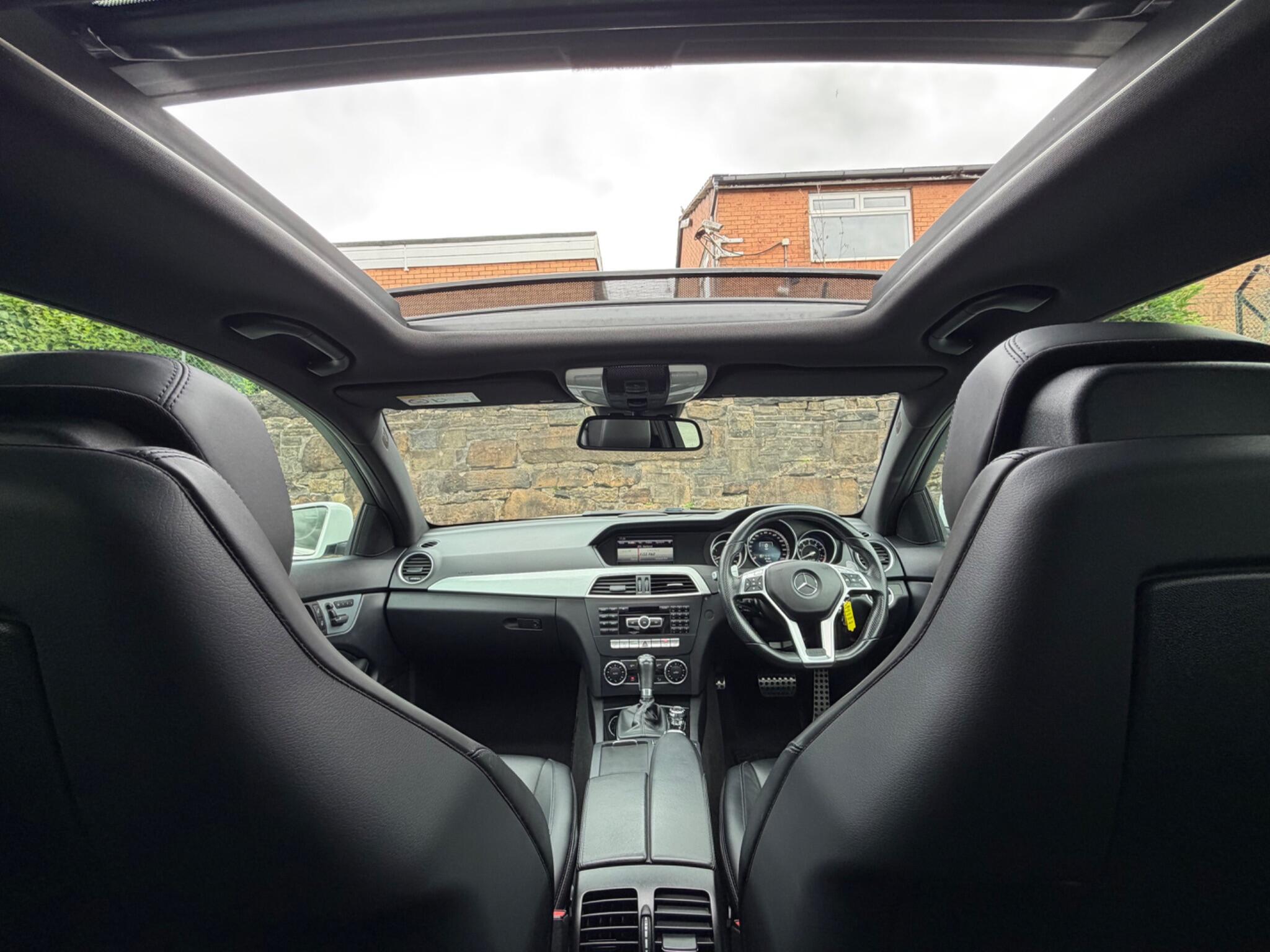 Mercedes-Benz C-Class view 12