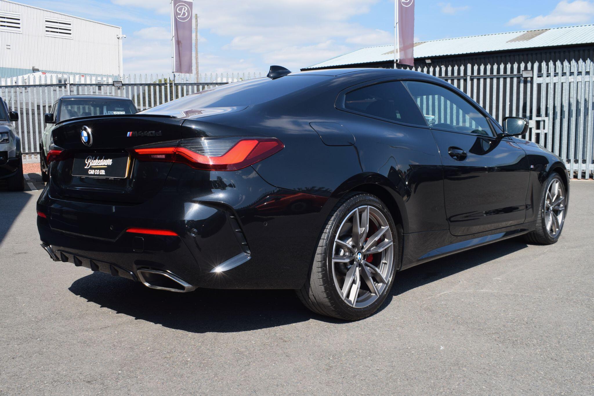 BMW 4 Series view 5