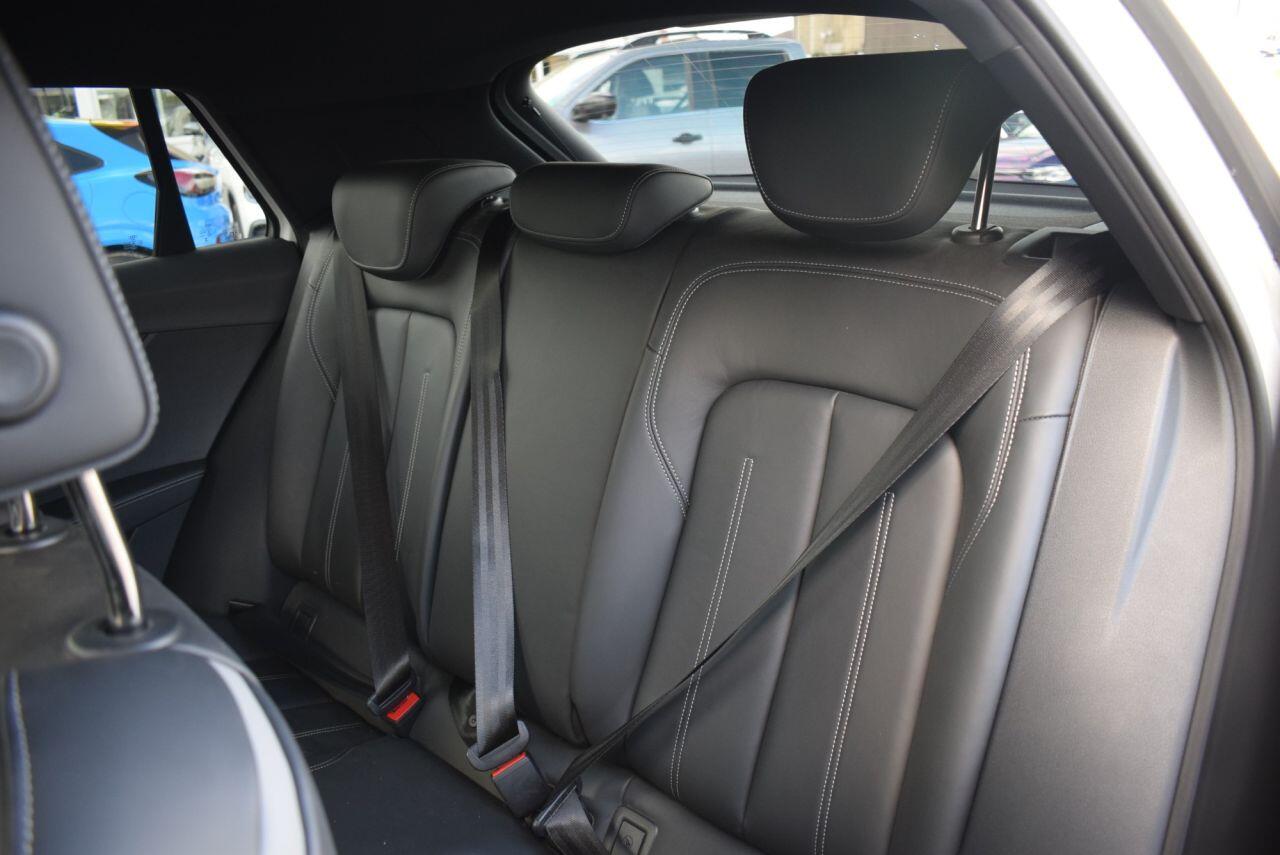 Audi Q2 view 19