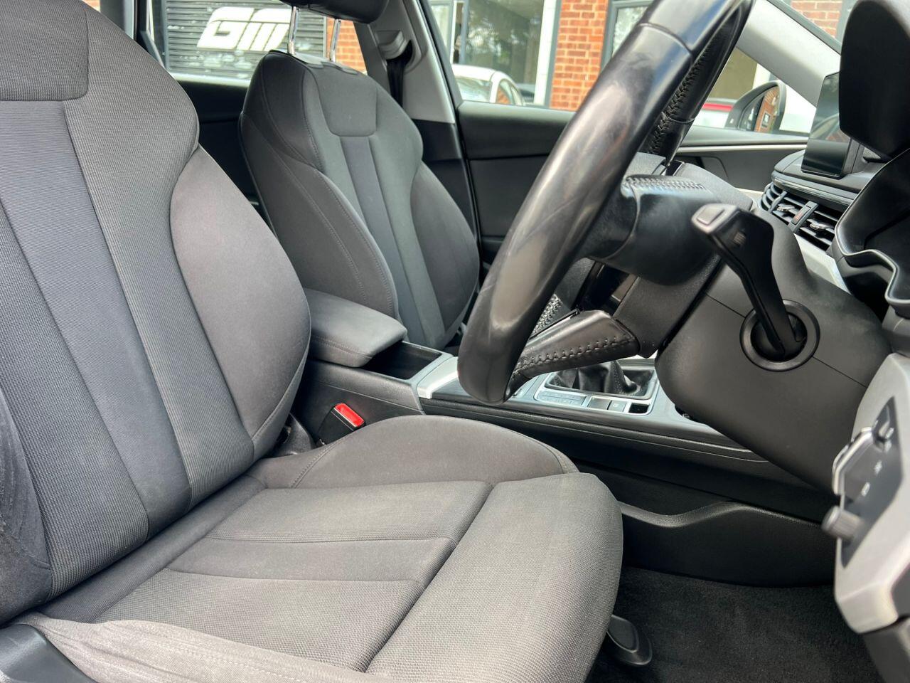 Audi A4 view 17