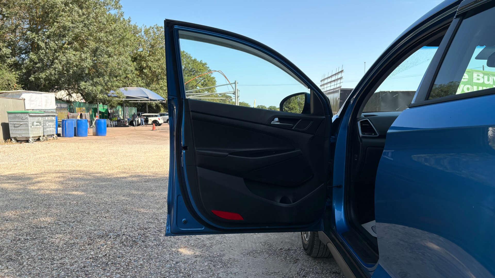 Hyundai Tucson view 28