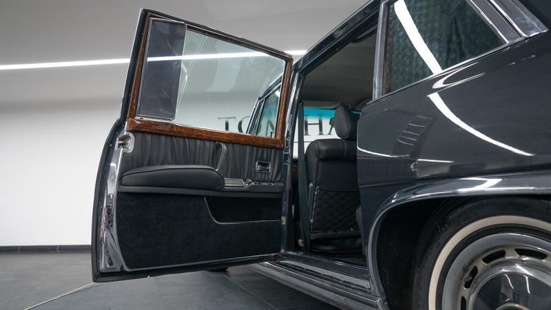 Mercedes-Benz 600 view 21