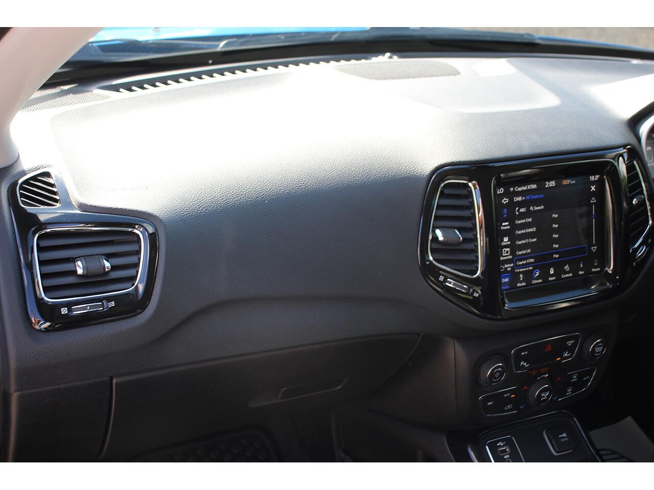 Jeep Compass view 14