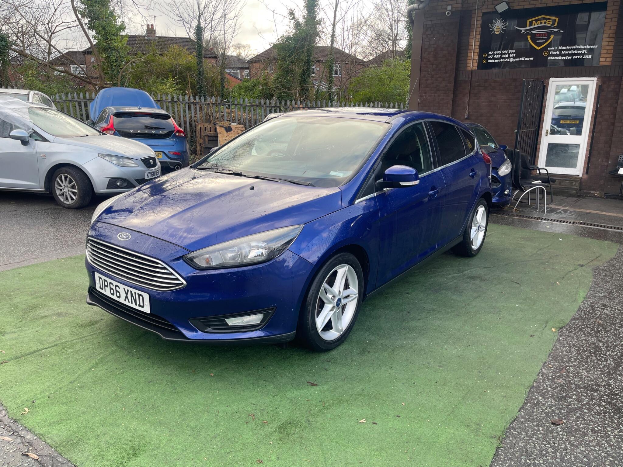 2016 Ford Focus 1.0T EcoBoost Zetec Euro 6 (s/s) 5dr • 83,680 miles image 8