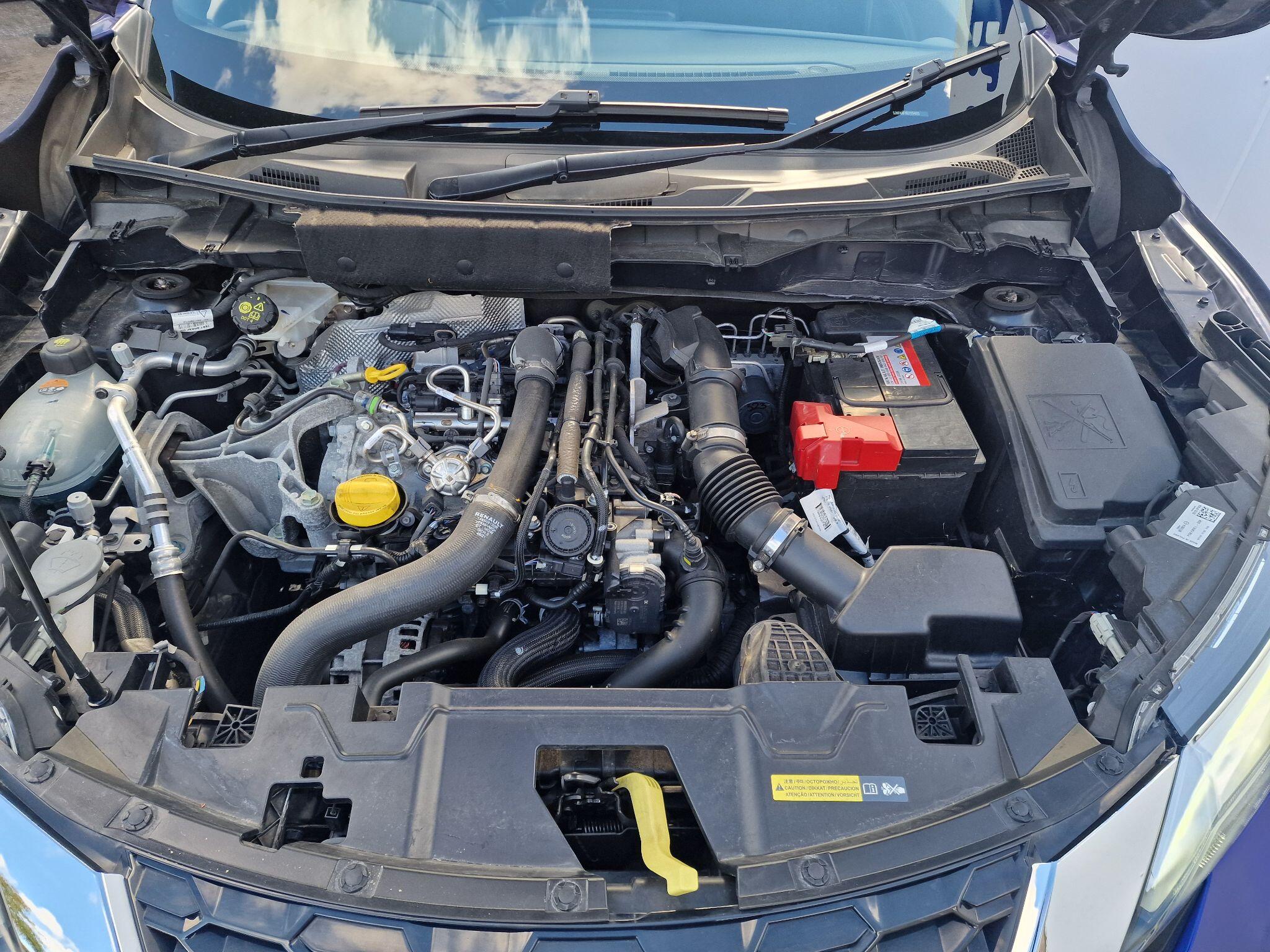Nissan Juke view 48