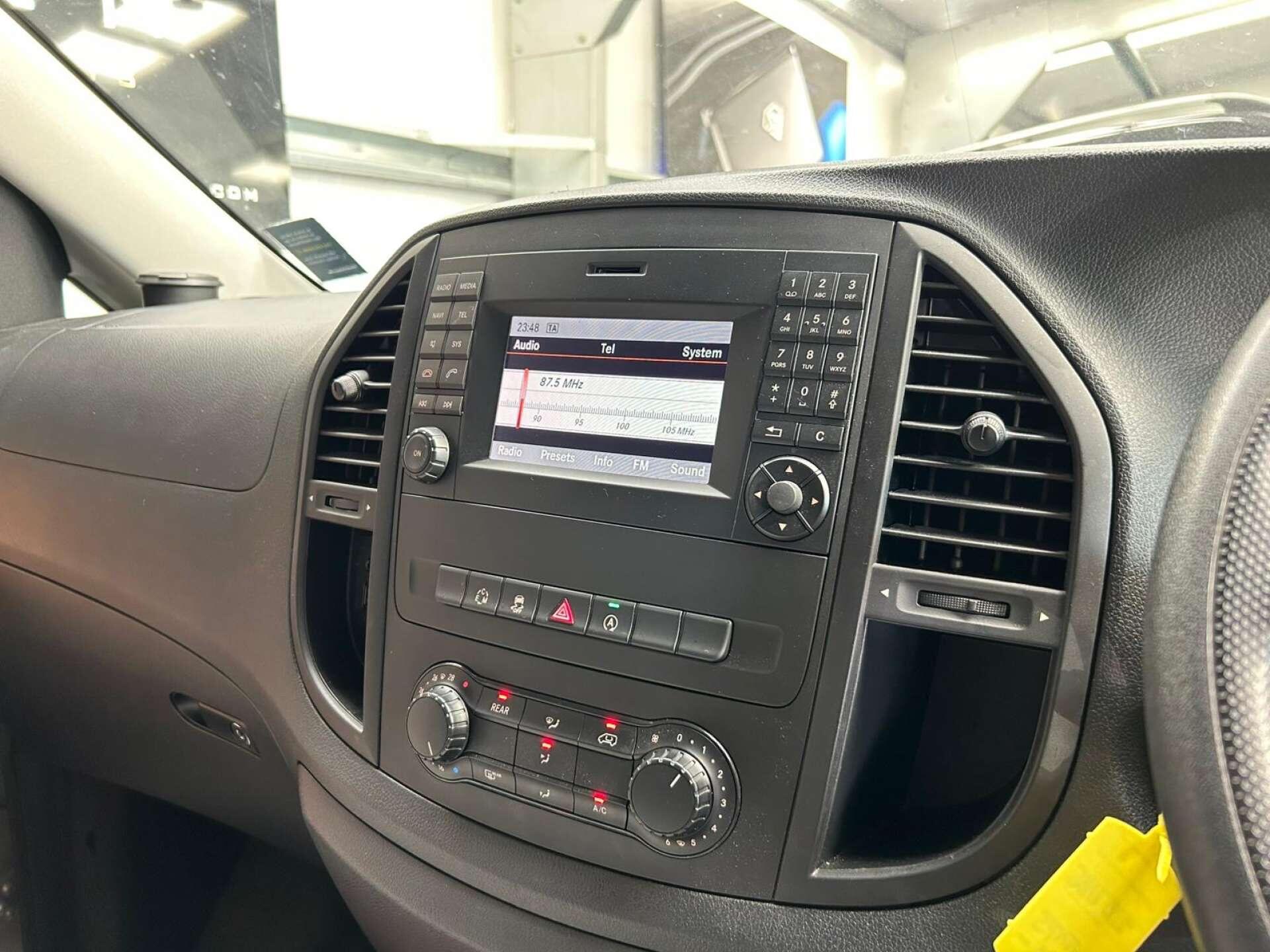 Mercedes-Benz Vito view 46