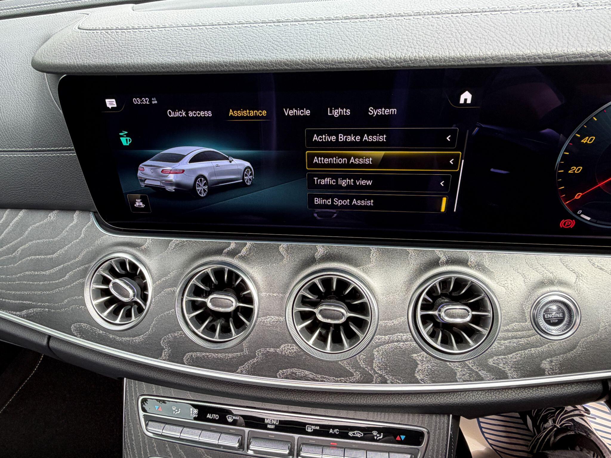Mercedes-Benz E-Class view 25