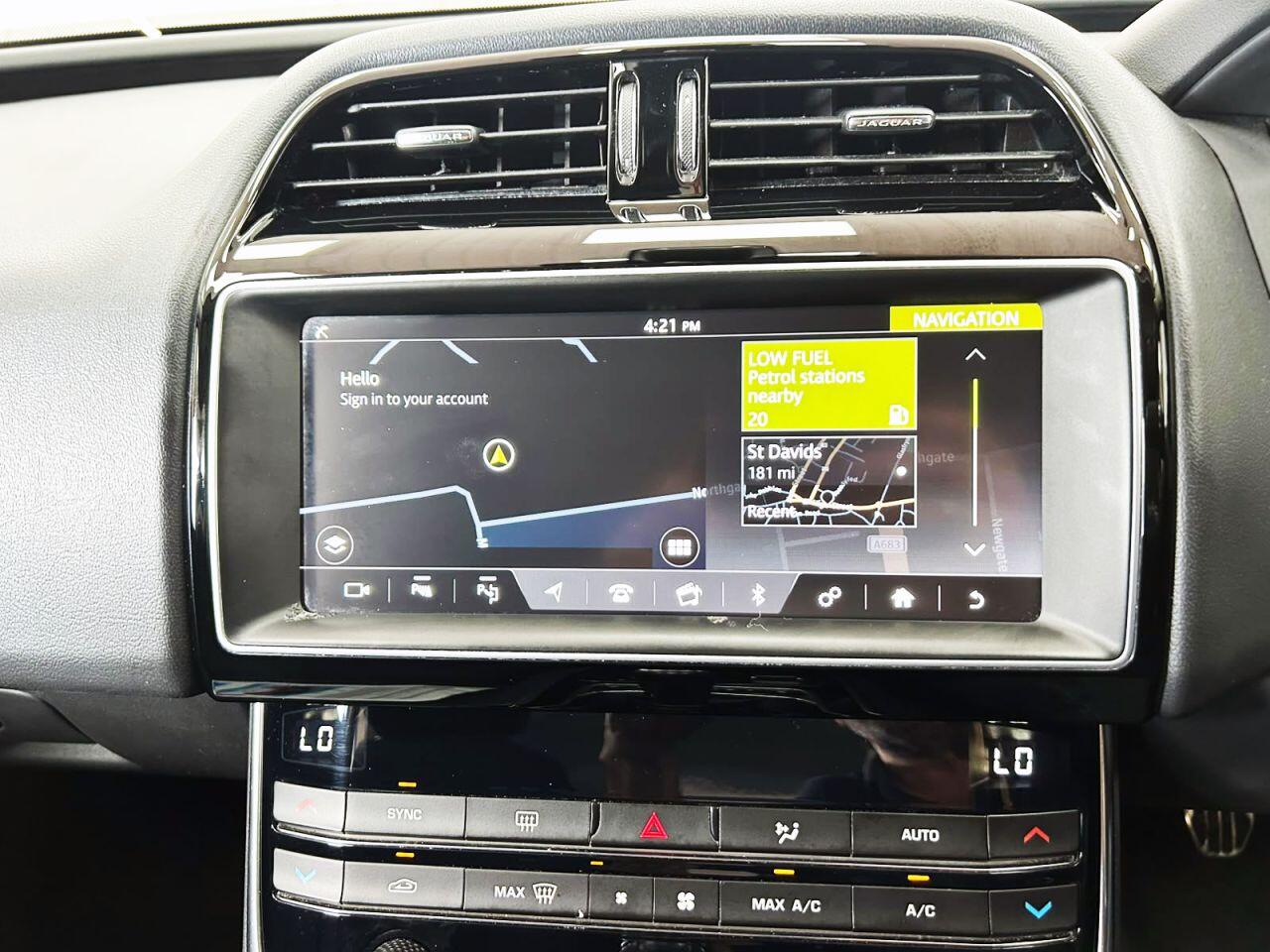 Jaguar Xe view 16