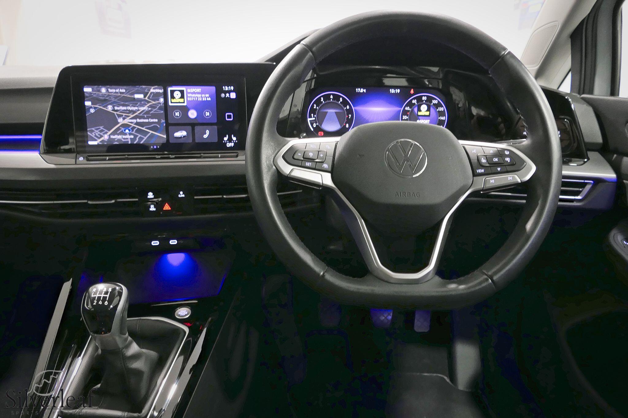 Volkswagen Golf view 21