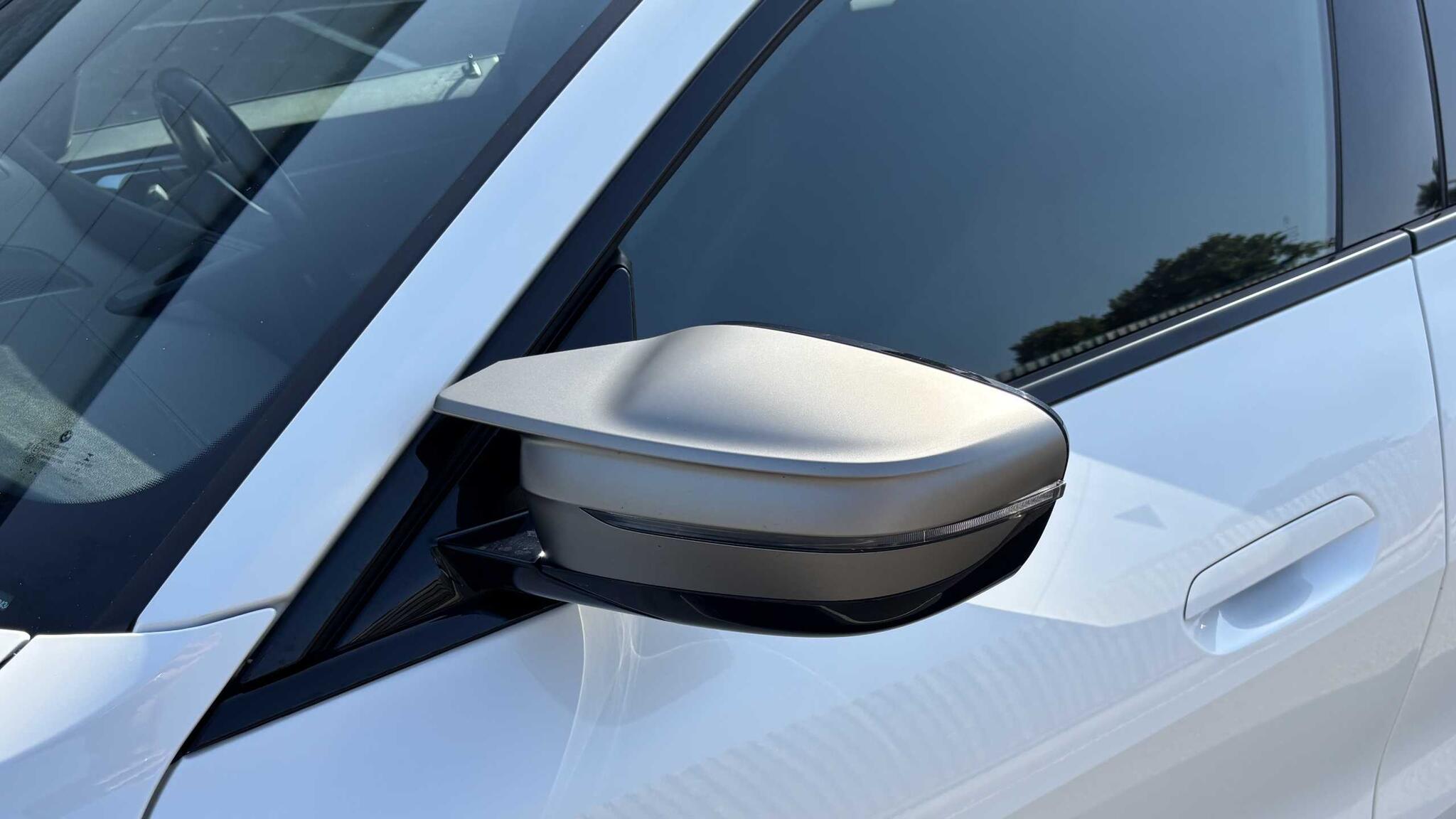 BMW i4 view 31