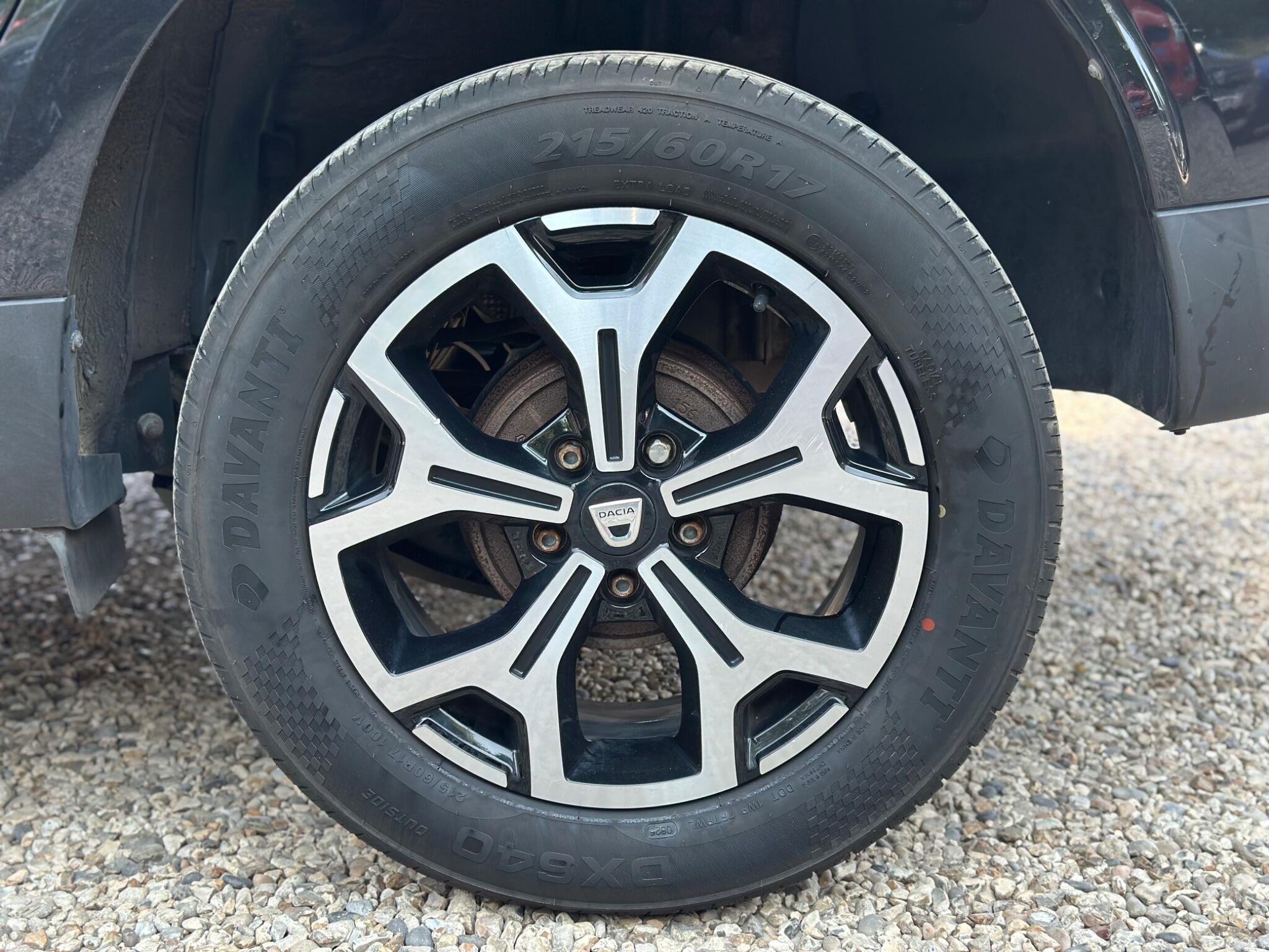 Dacia Duster view 54