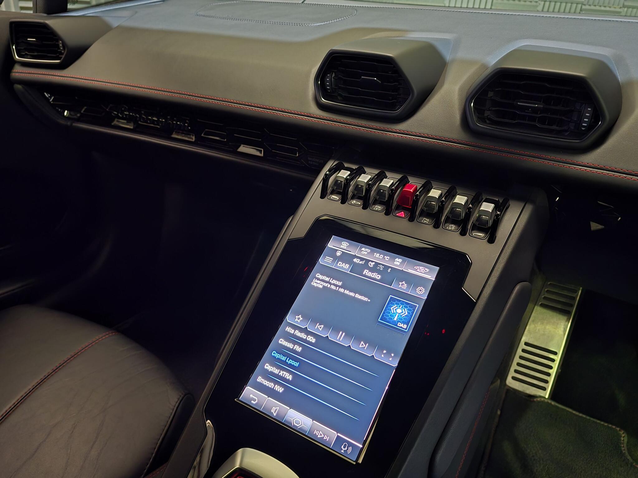 Lamborghini Huracan view 23