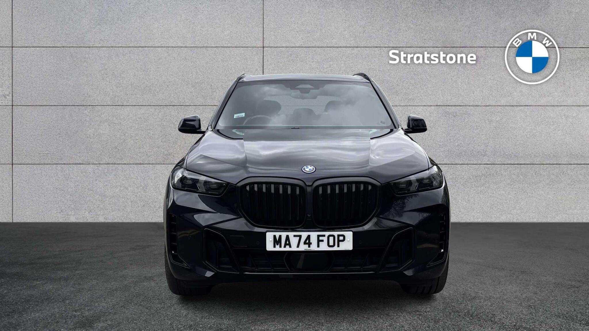 BMW X5 view 15