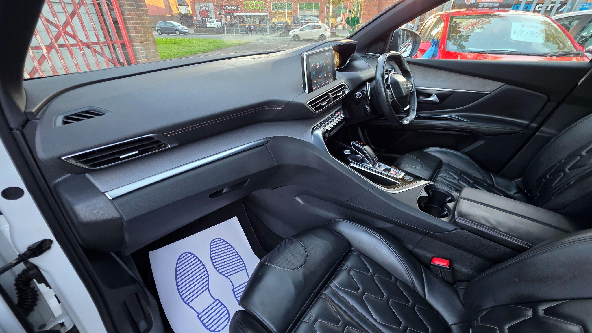 Peugeot 3008 view 27