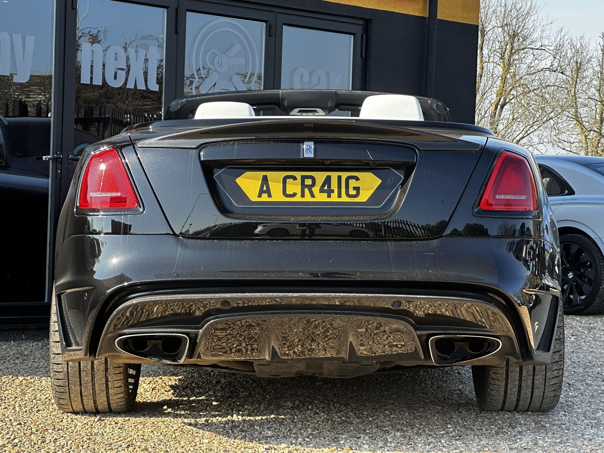 Rolls-Royce Dawn view 12
