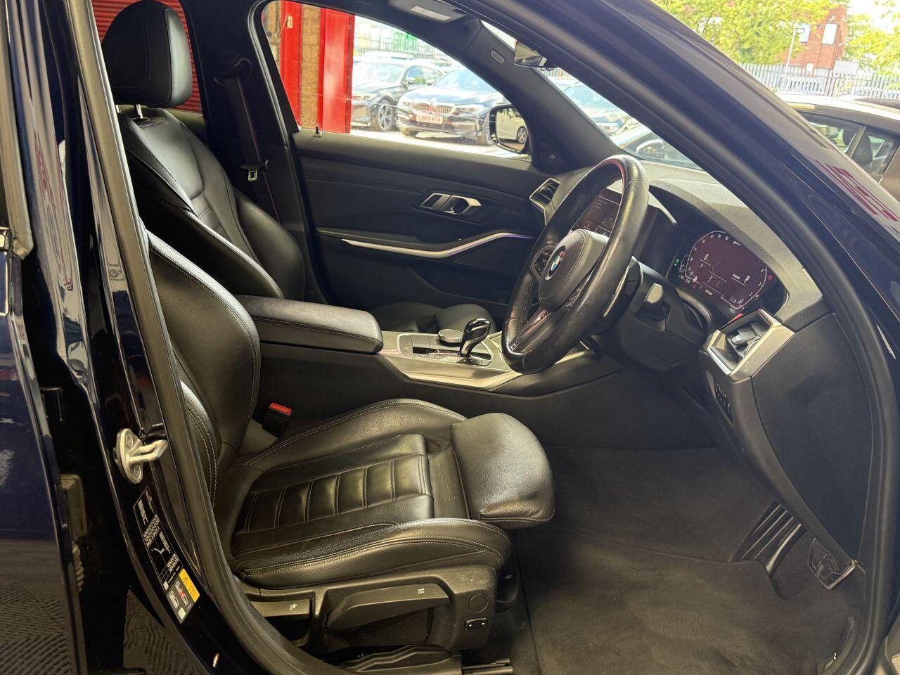 BMW 3 Series view 29