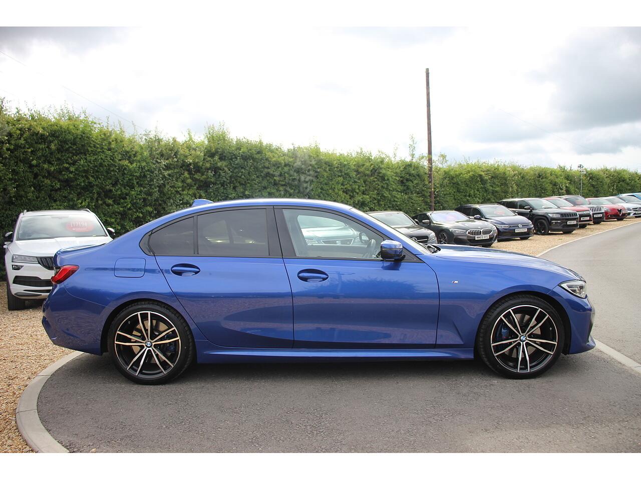BMW 3 Series view 12